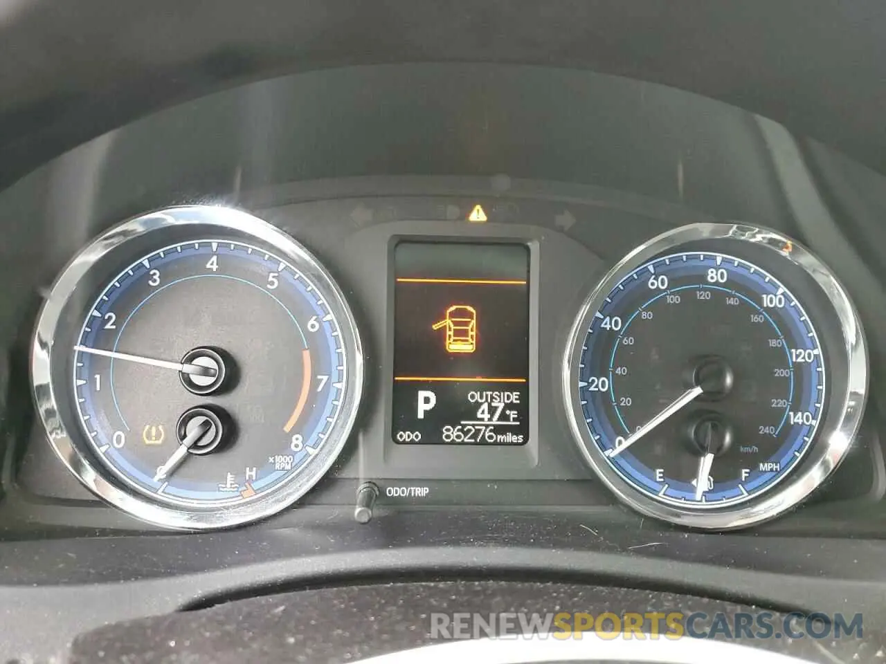9 Photograph of a damaged car 2T1BURHE4KC204472 TOYOTA COROLLA 2019