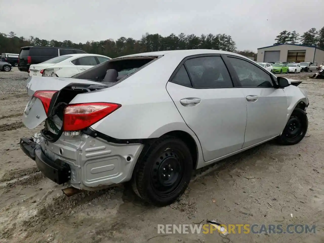 3 Photograph of a damaged car 2T1BURHE4KC204746 TOYOTA COROLLA 2019