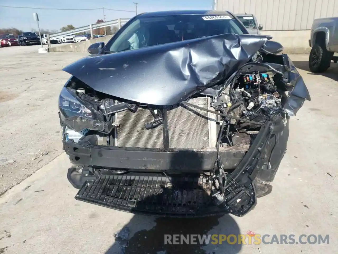 9 Photograph of a damaged car 2T1BURHE4KC206240 TOYOTA COROLLA 2019