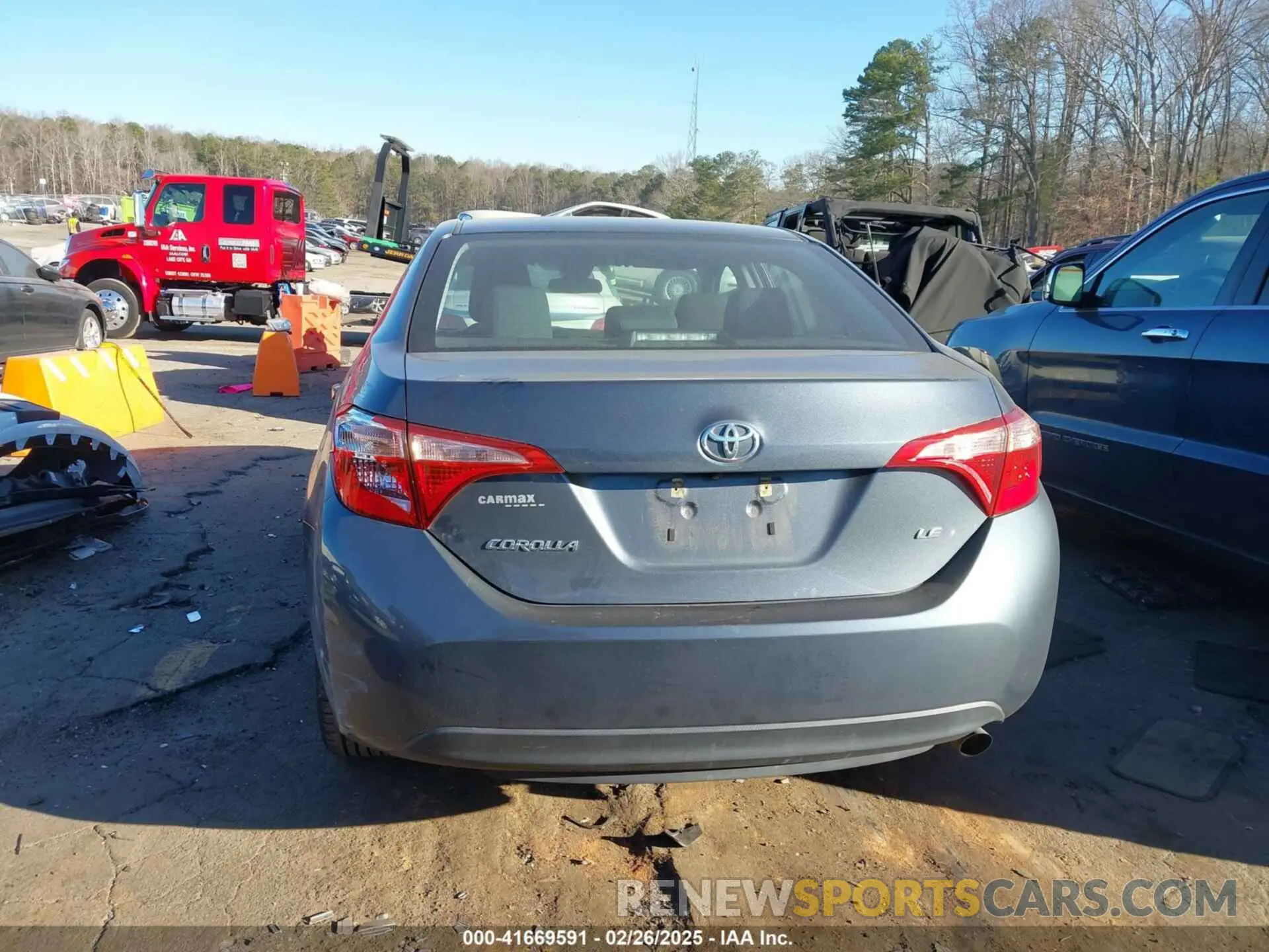 16 Photograph of a damaged car 2T1BURHE4KC209414 TOYOTA COROLLA 2019