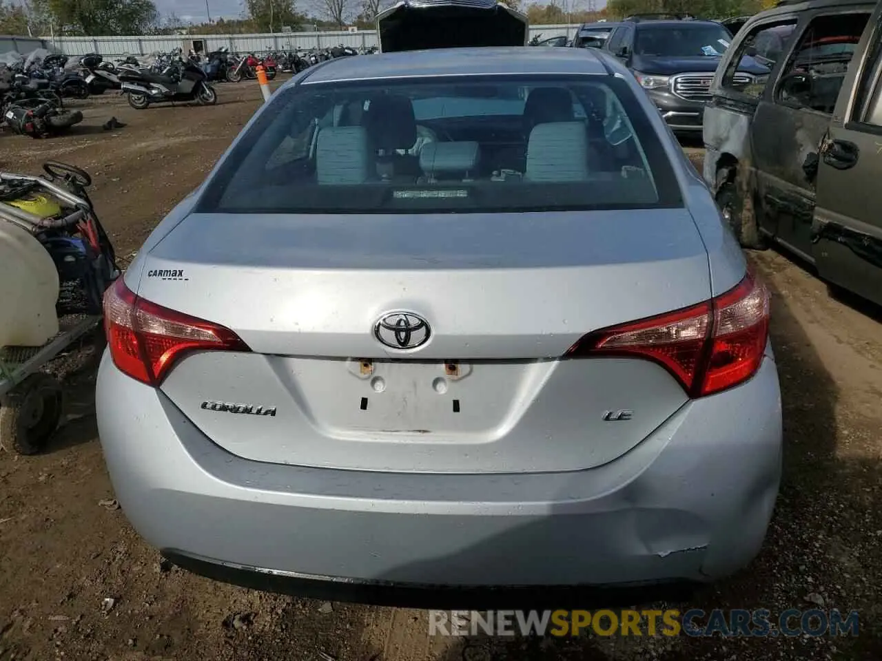 6 Photograph of a damaged car 2T1BURHE4KC210885 TOYOTA COROLLA 2019