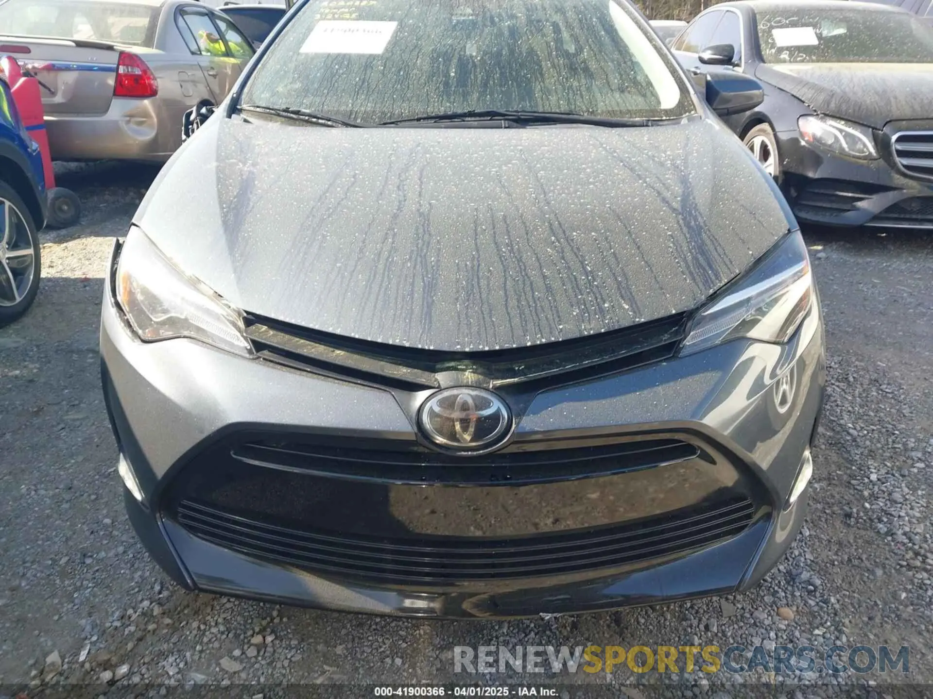 12 Photograph of a damaged car 2T1BURHE4KC211793 TOYOTA COROLLA 2019