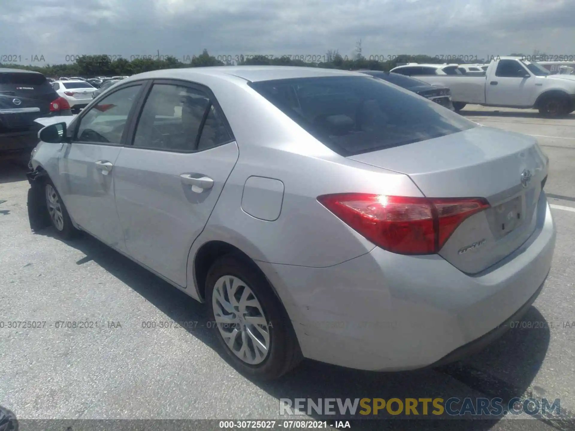 3 Photograph of a damaged car 2T1BURHE4KC213608 TOYOTA COROLLA 2019