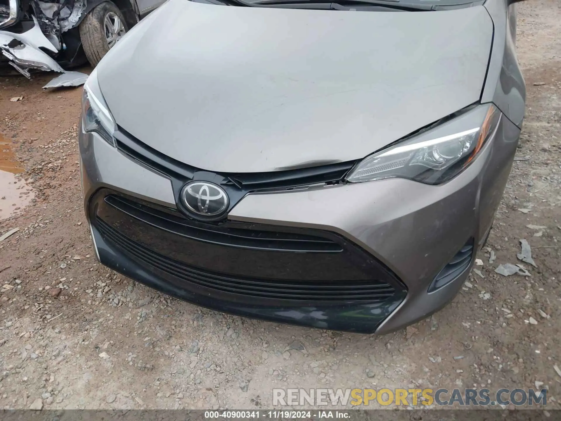 6 Photograph of a damaged car 2T1BURHE4KC215066 TOYOTA COROLLA 2019