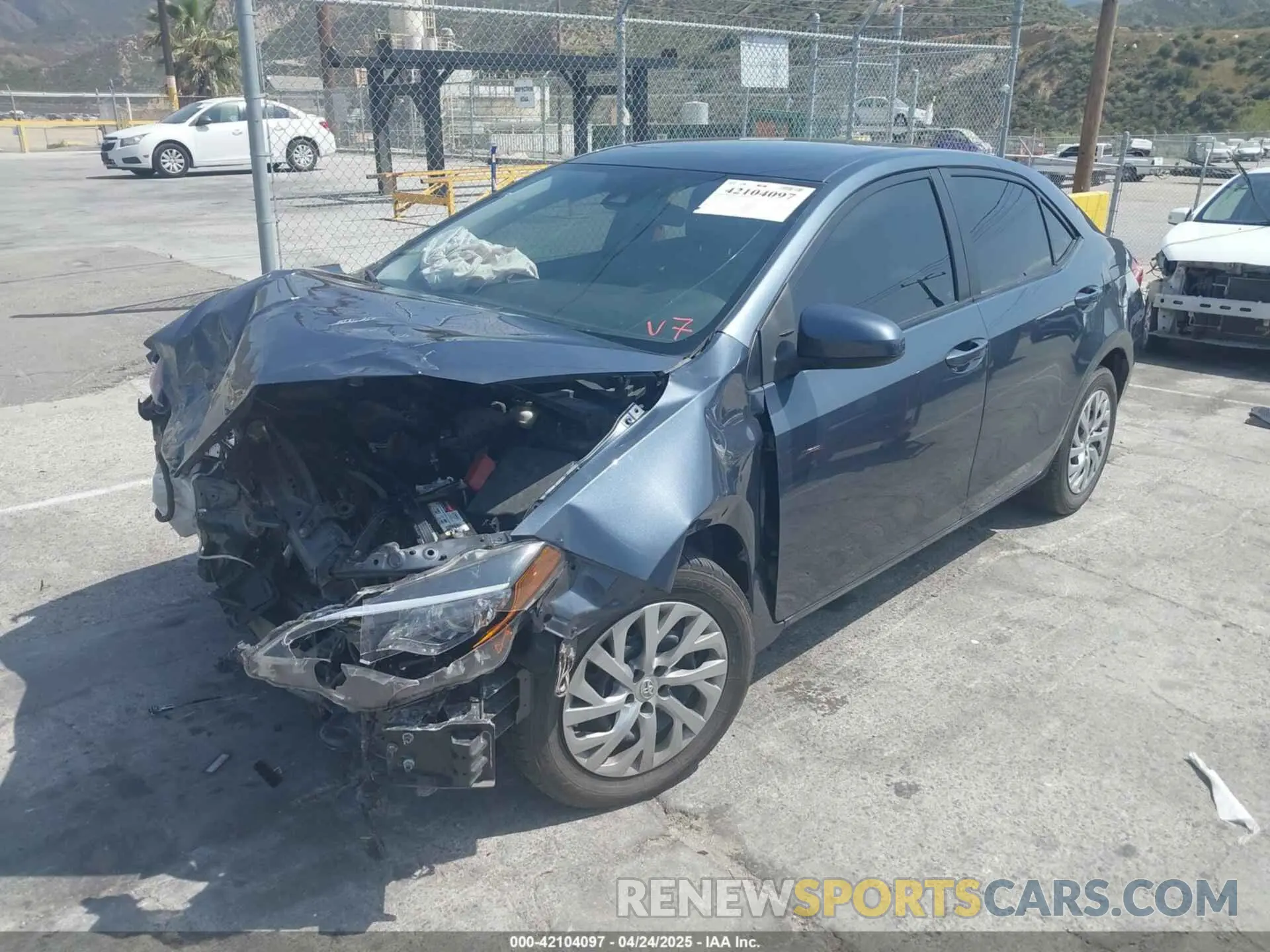 2 Photograph of a damaged car 2T1BURHE4KC215942 TOYOTA COROLLA 2019