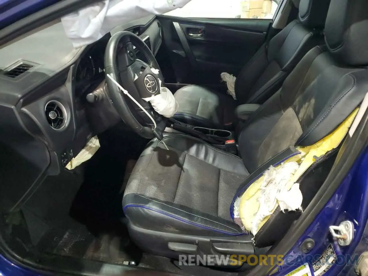 7 Photograph of a damaged car 2T1BURHE4KC223247 TOYOTA COROLLA 2019