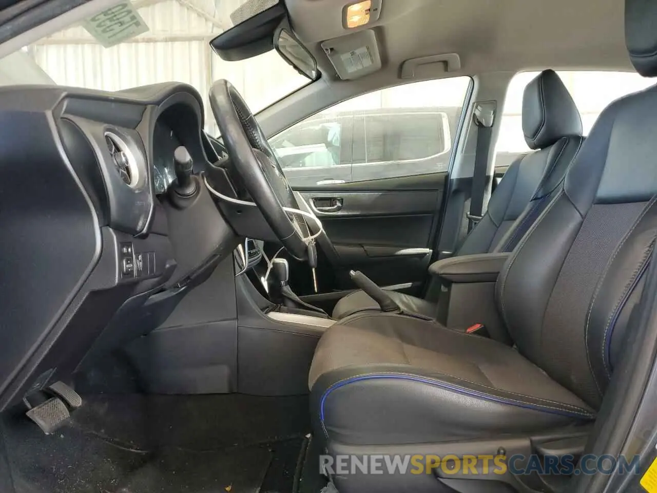 7 Photograph of a damaged car 2T1BURHE4KC224382 TOYOTA COROLLA 2019