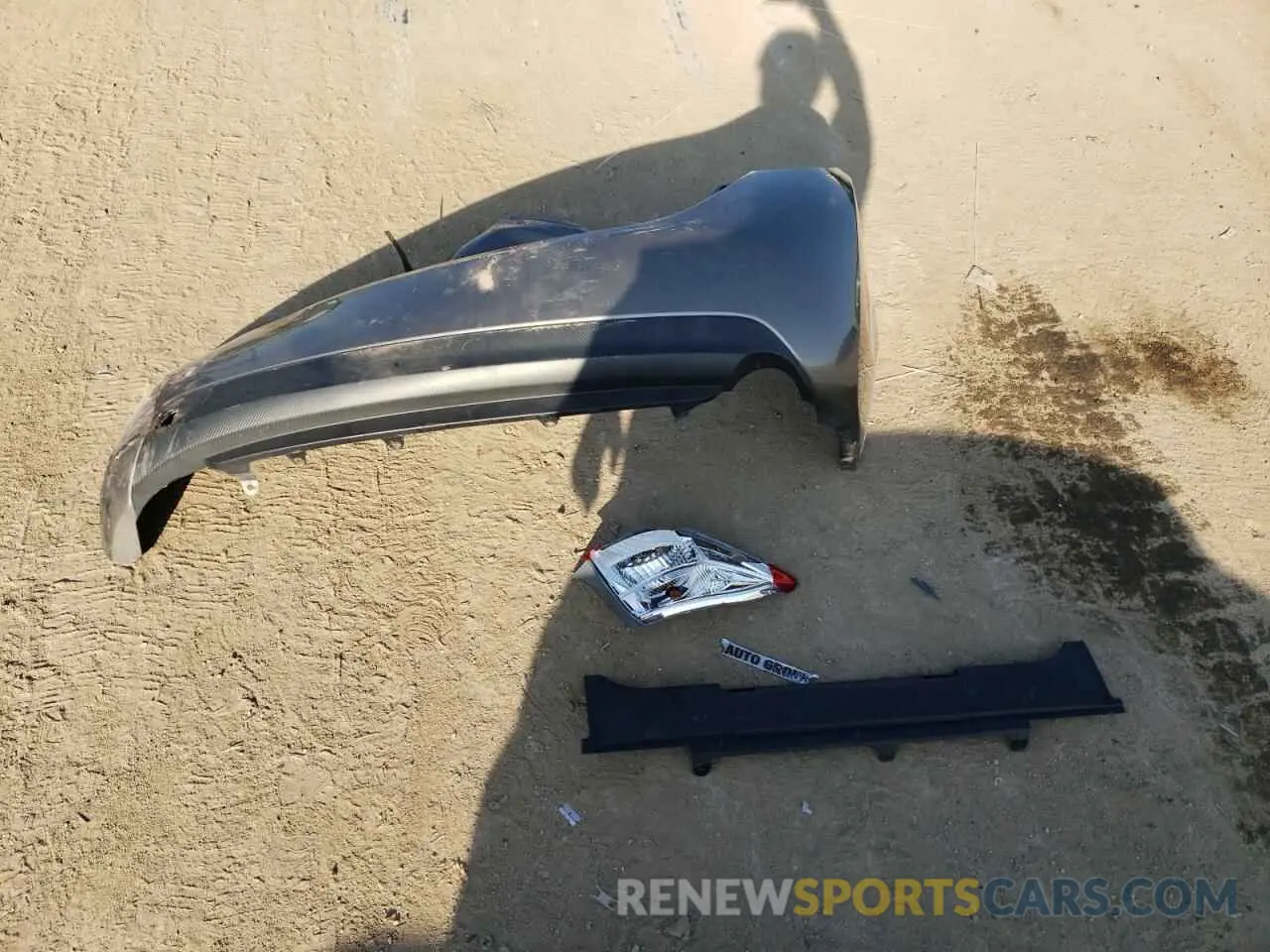 12 Photograph of a damaged car 2T1BURHE4KC227511 TOYOTA COROLLA 2019