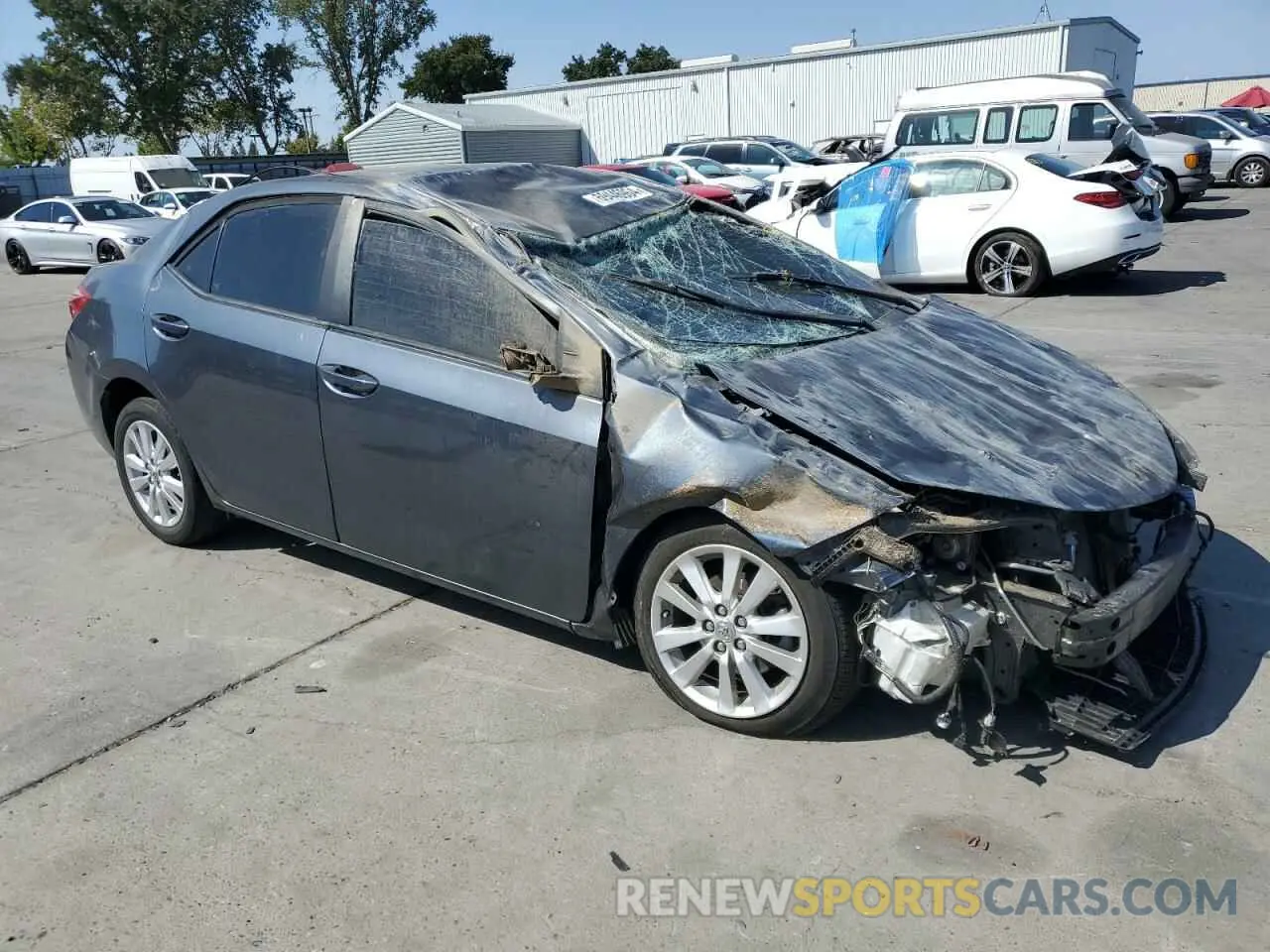 4 Photograph of a damaged car 2T1BURHE4KC230473 TOYOTA COROLLA 2019