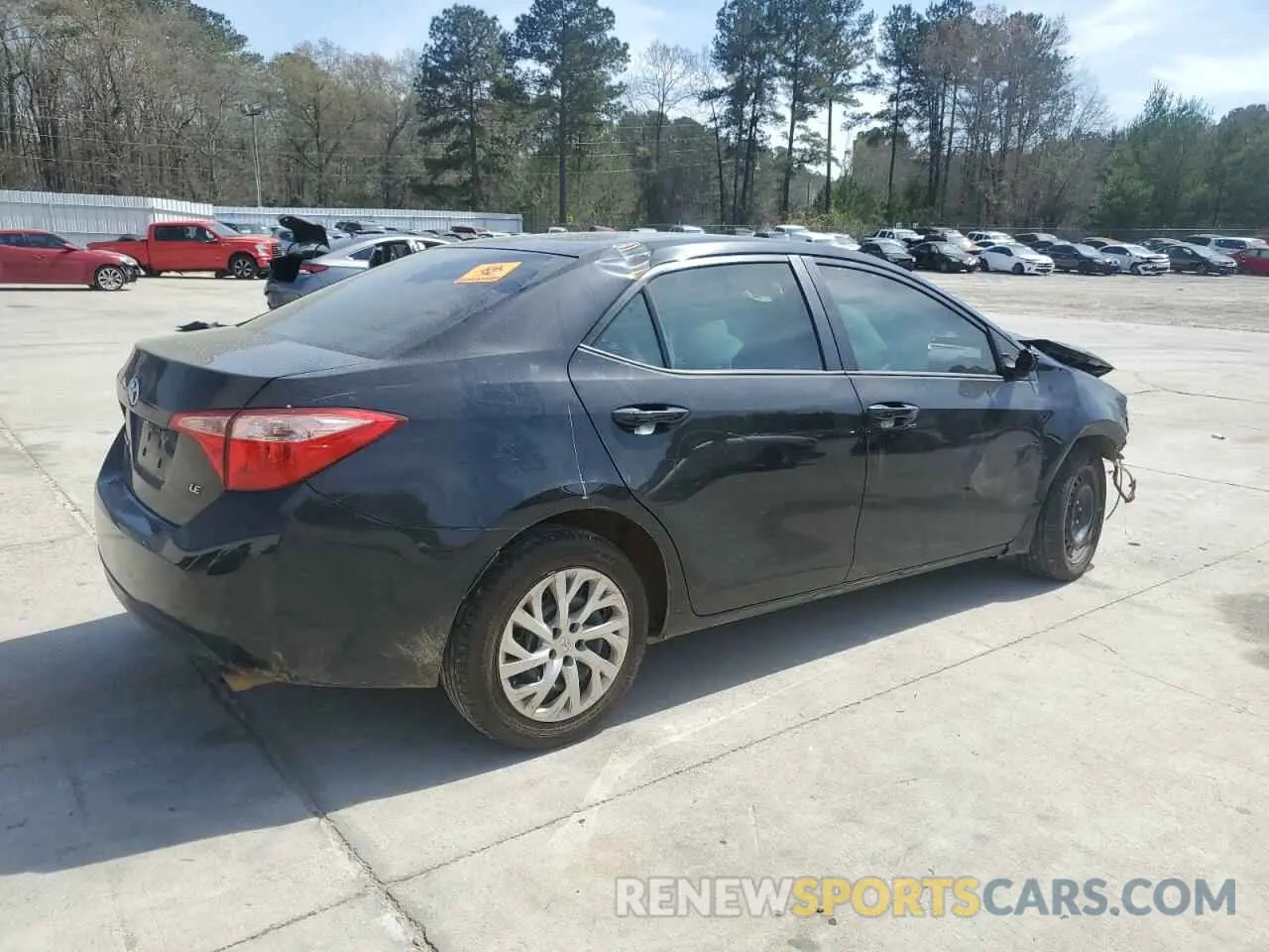 3 Photograph of a damaged car 2T1BURHE4KC231882 TOYOTA COROLLA 2019