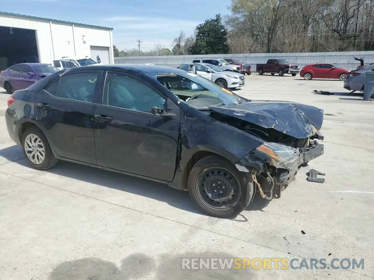 4 Photograph of a damaged car 2T1BURHE4KC231882 TOYOTA COROLLA 2019
