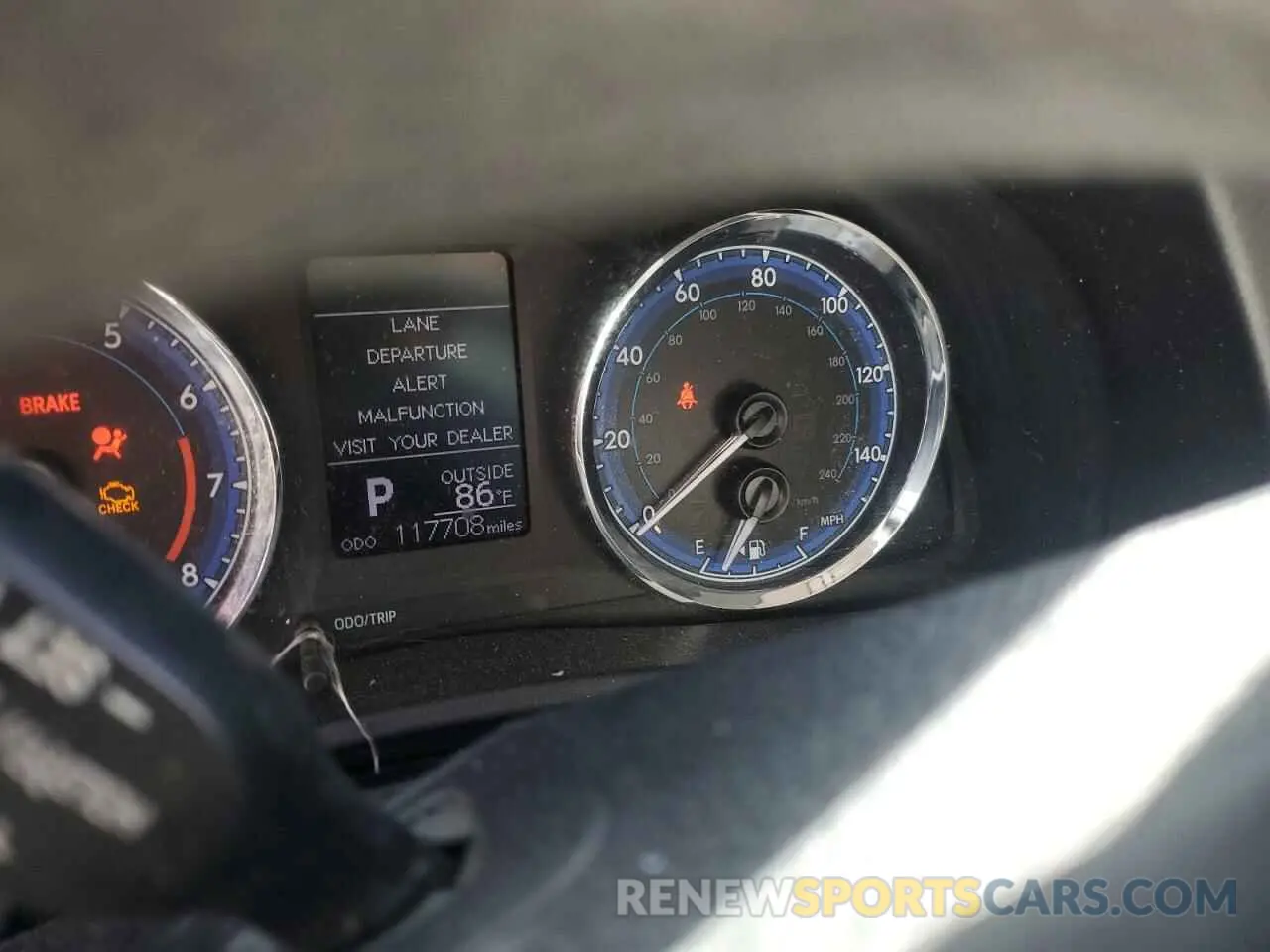9 Photograph of a damaged car 2T1BURHE4KC231882 TOYOTA COROLLA 2019