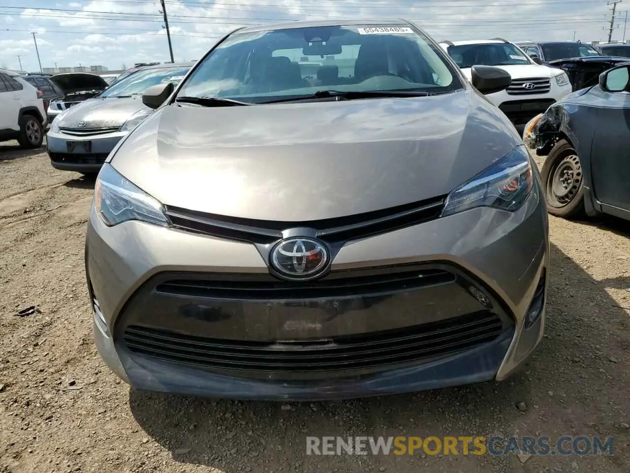 5 Photograph of a damaged car 2T1BURHE4KC234197 TOYOTA COROLLA 2019