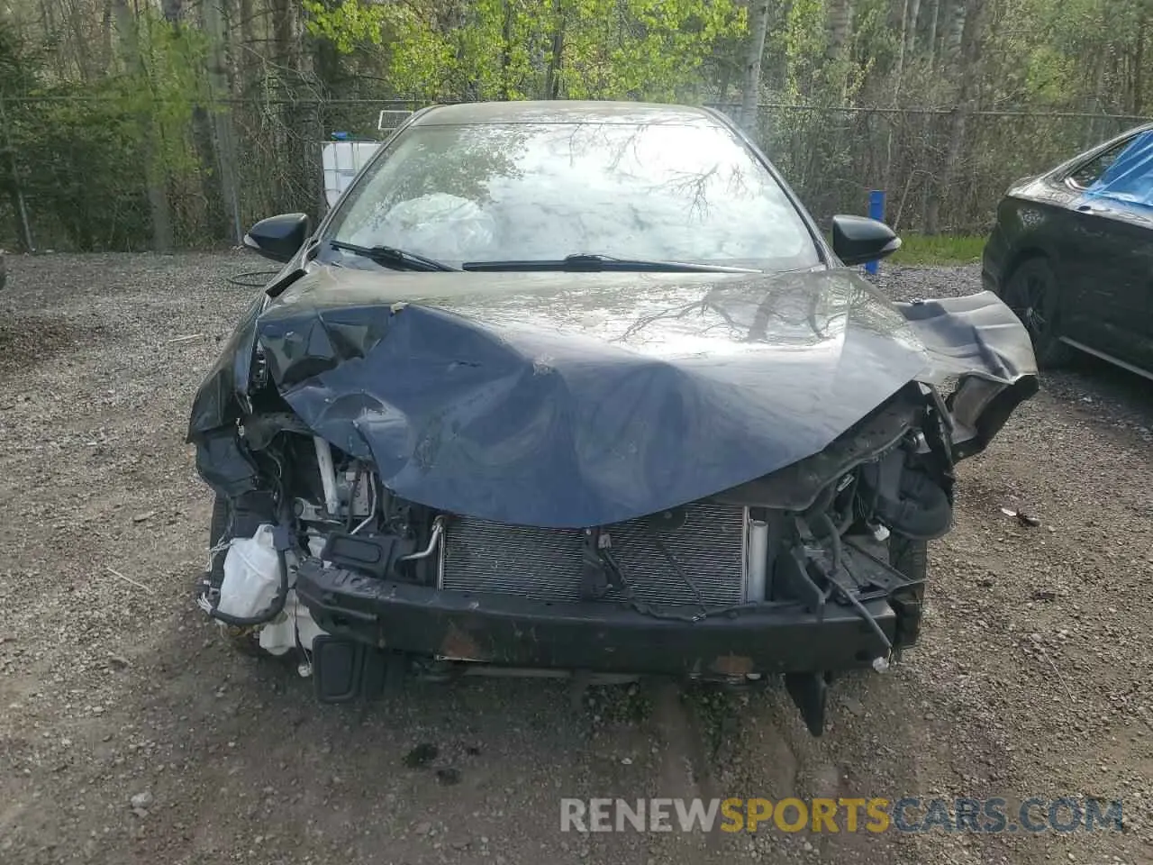 5 Photograph of a damaged car 2T1BURHE4KC243658 TOYOTA COROLLA 2019