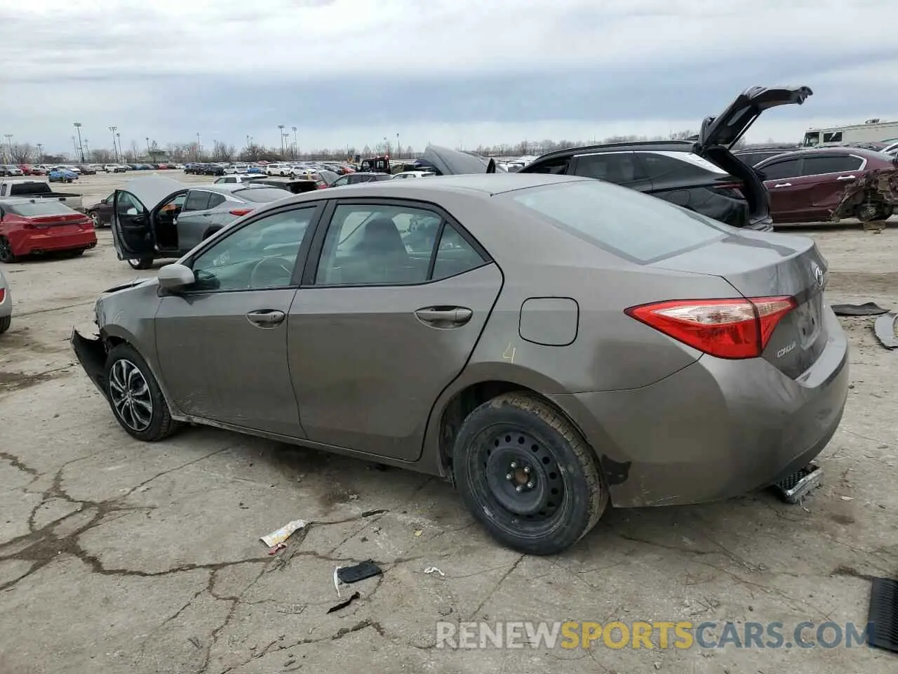 2 Photograph of a damaged car 2T1BURHE5KC128101 TOYOTA COROLLA 2019