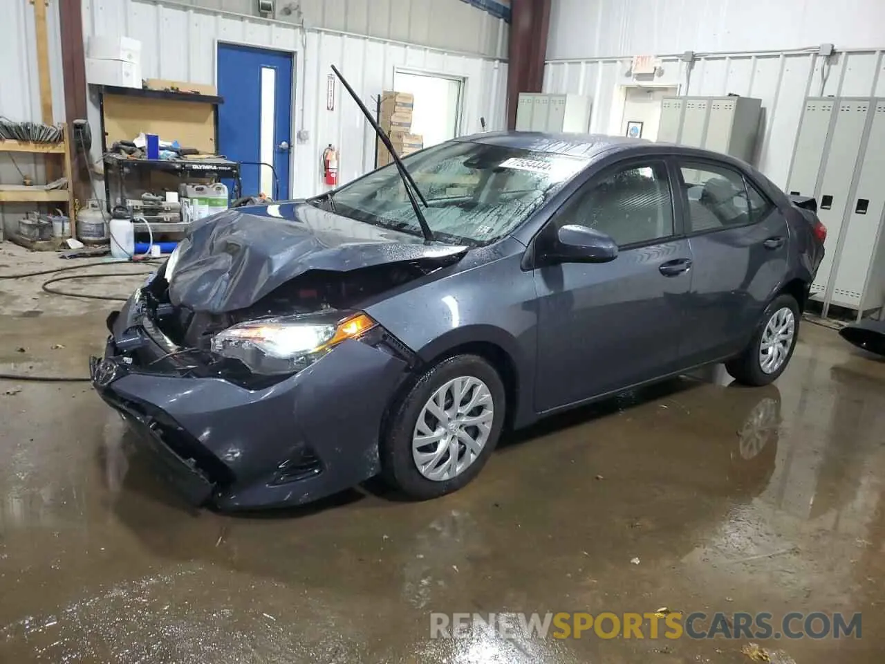 1 Photograph of a damaged car 2T1BURHE5KC128129 TOYOTA COROLLA 2019