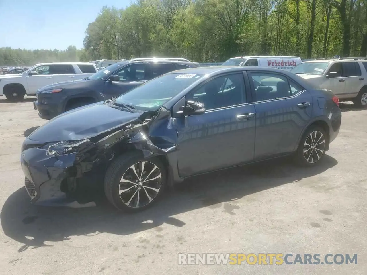 1 Photograph of a damaged car 2T1BURHE5KC130009 TOYOTA COROLLA 2019