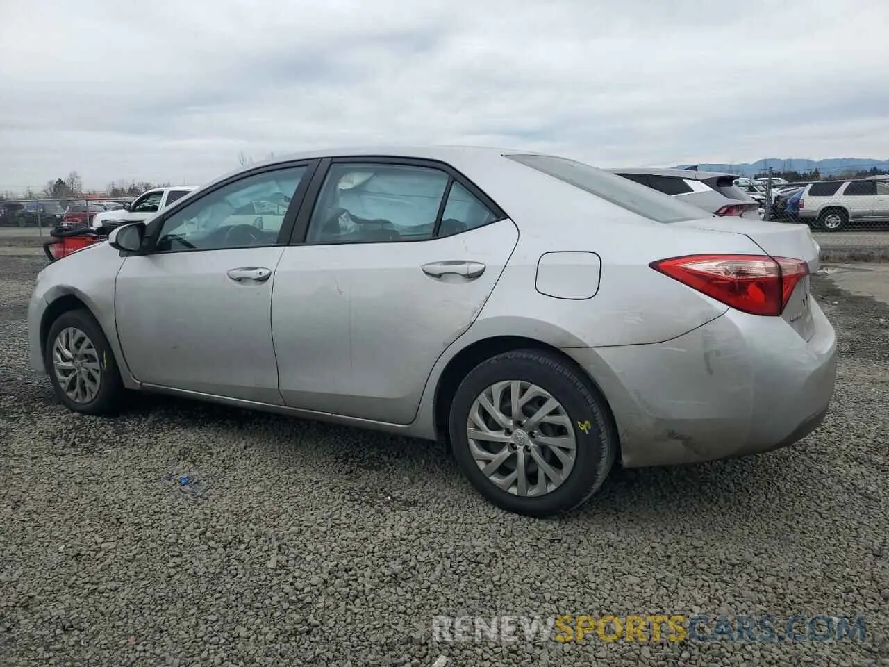 2 Photograph of a damaged car 2T1BURHE5KC136330 TOYOTA COROLLA 2019
