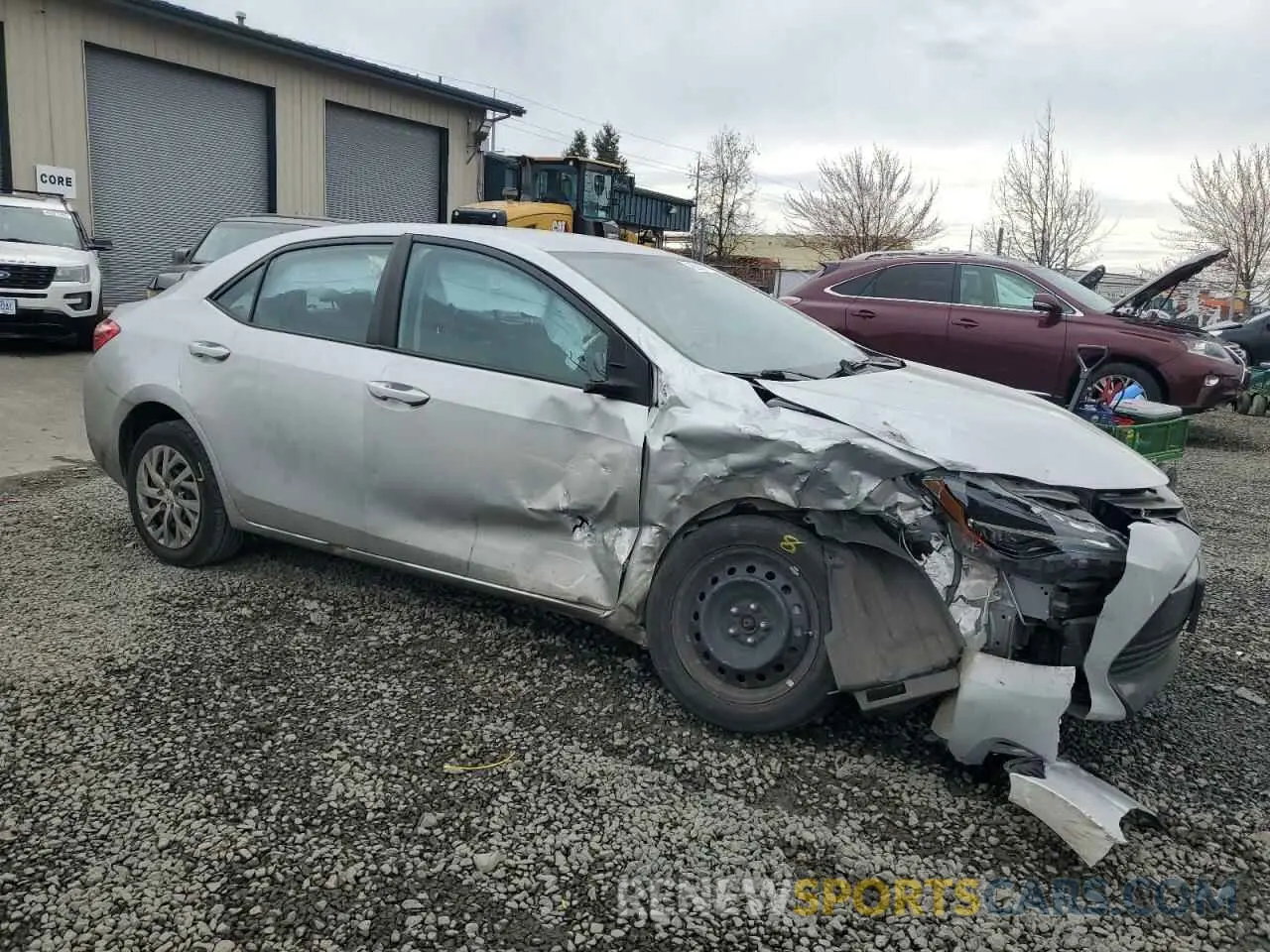 4 Photograph of a damaged car 2T1BURHE5KC136330 TOYOTA COROLLA 2019