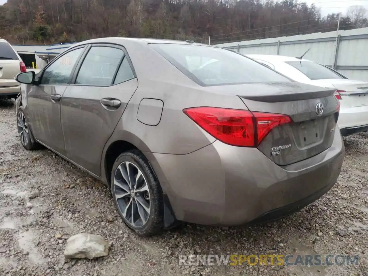 3 Photograph of a damaged car 2T1BURHE5KC140376 TOYOTA COROLLA 2019