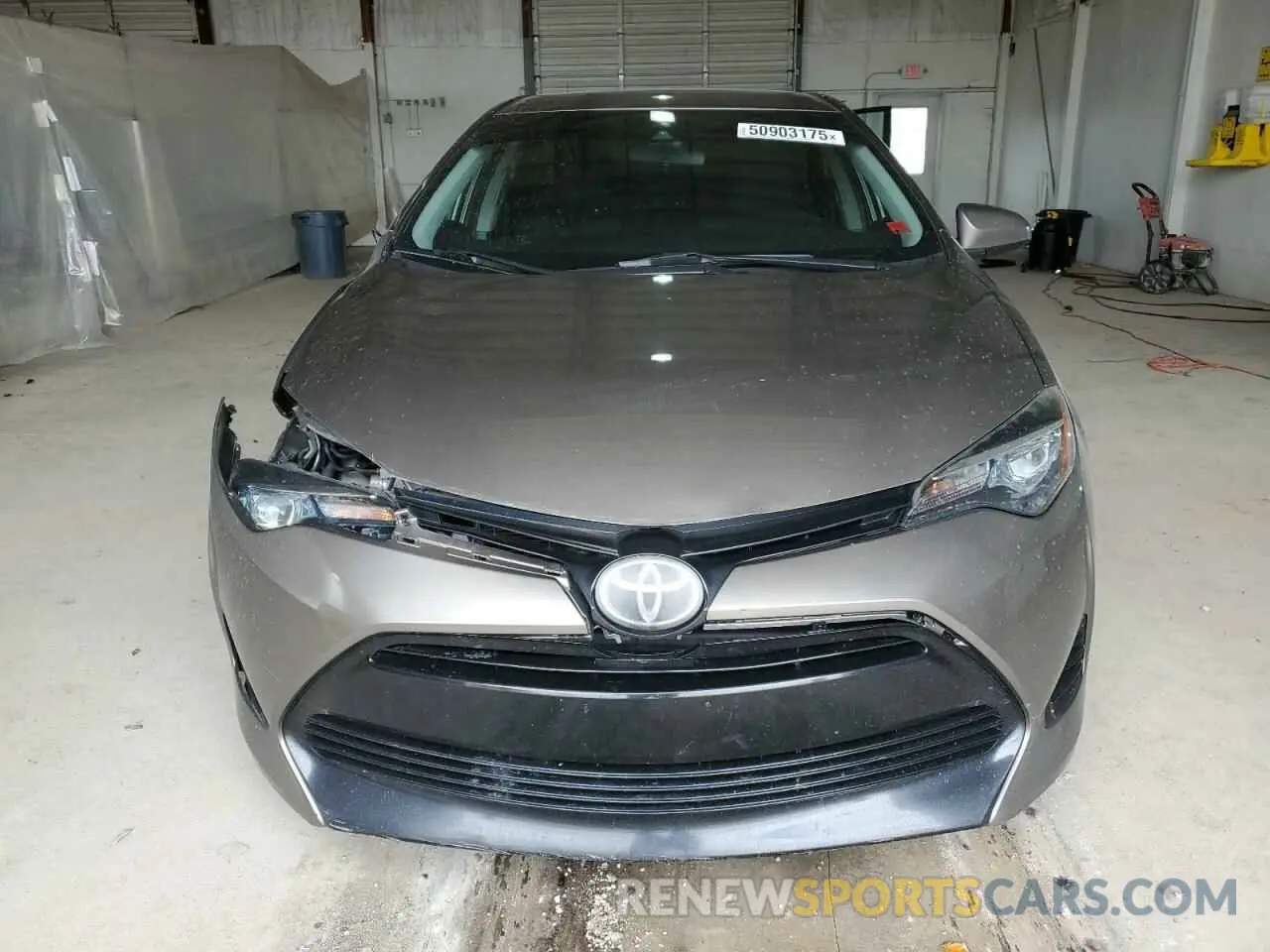 5 Photograph of a damaged car 2T1BURHE5KC146503 TOYOTA COROLLA 2019
