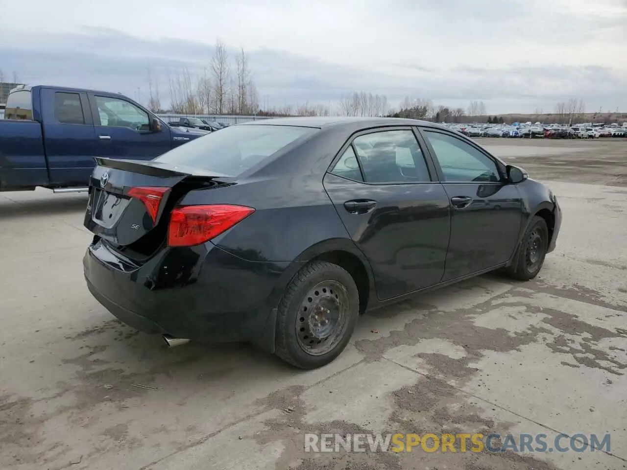 3 Photograph of a damaged car 2T1BURHE5KC146680 TOYOTA COROLLA 2019