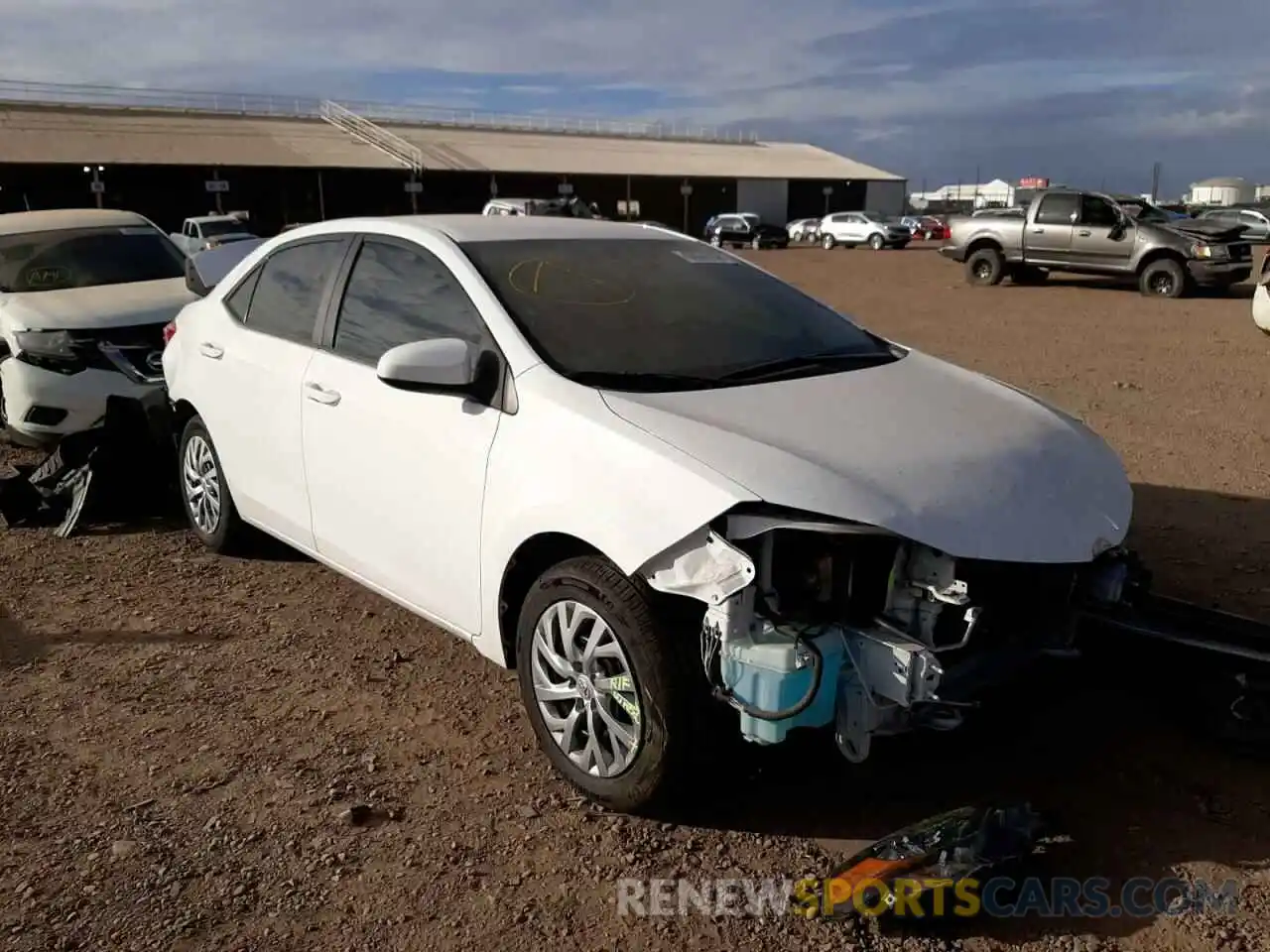 1 Photograph of a damaged car 2T1BURHE5KC147893 TOYOTA COROLLA 2019