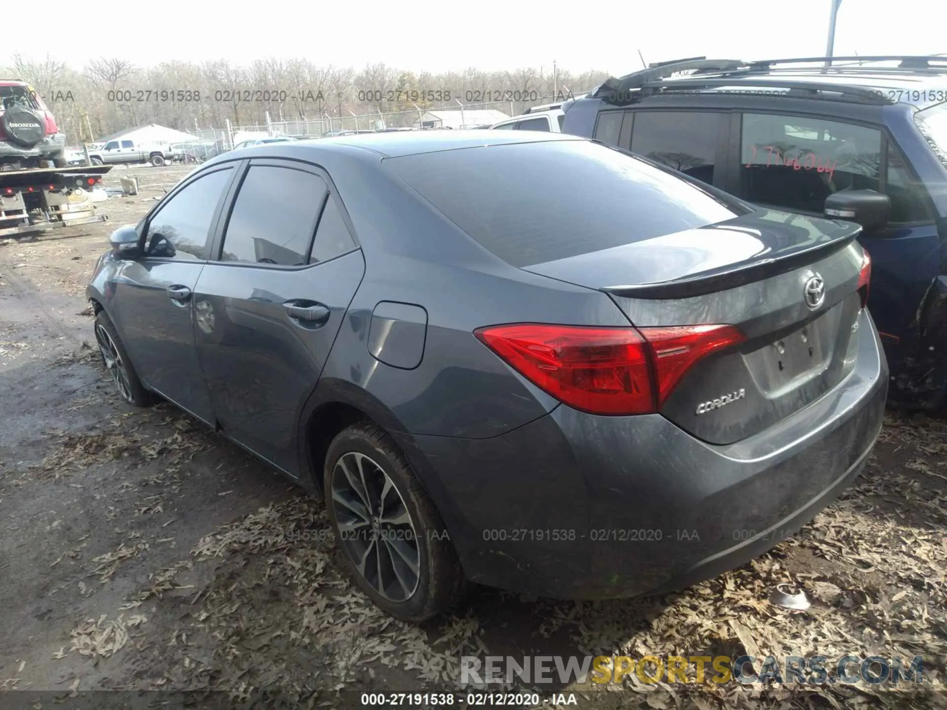 3 Photograph of a damaged car 2T1BURHE5KC149465 TOYOTA COROLLA 2019