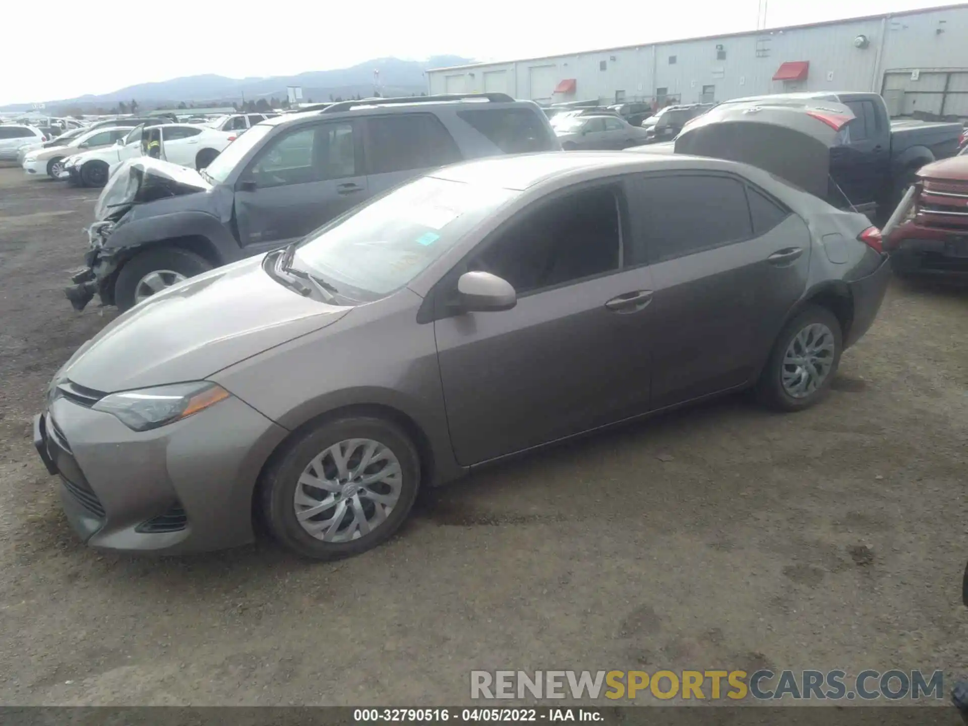 2 Photograph of a damaged car 2T1BURHE5KC149658 TOYOTA COROLLA 2019