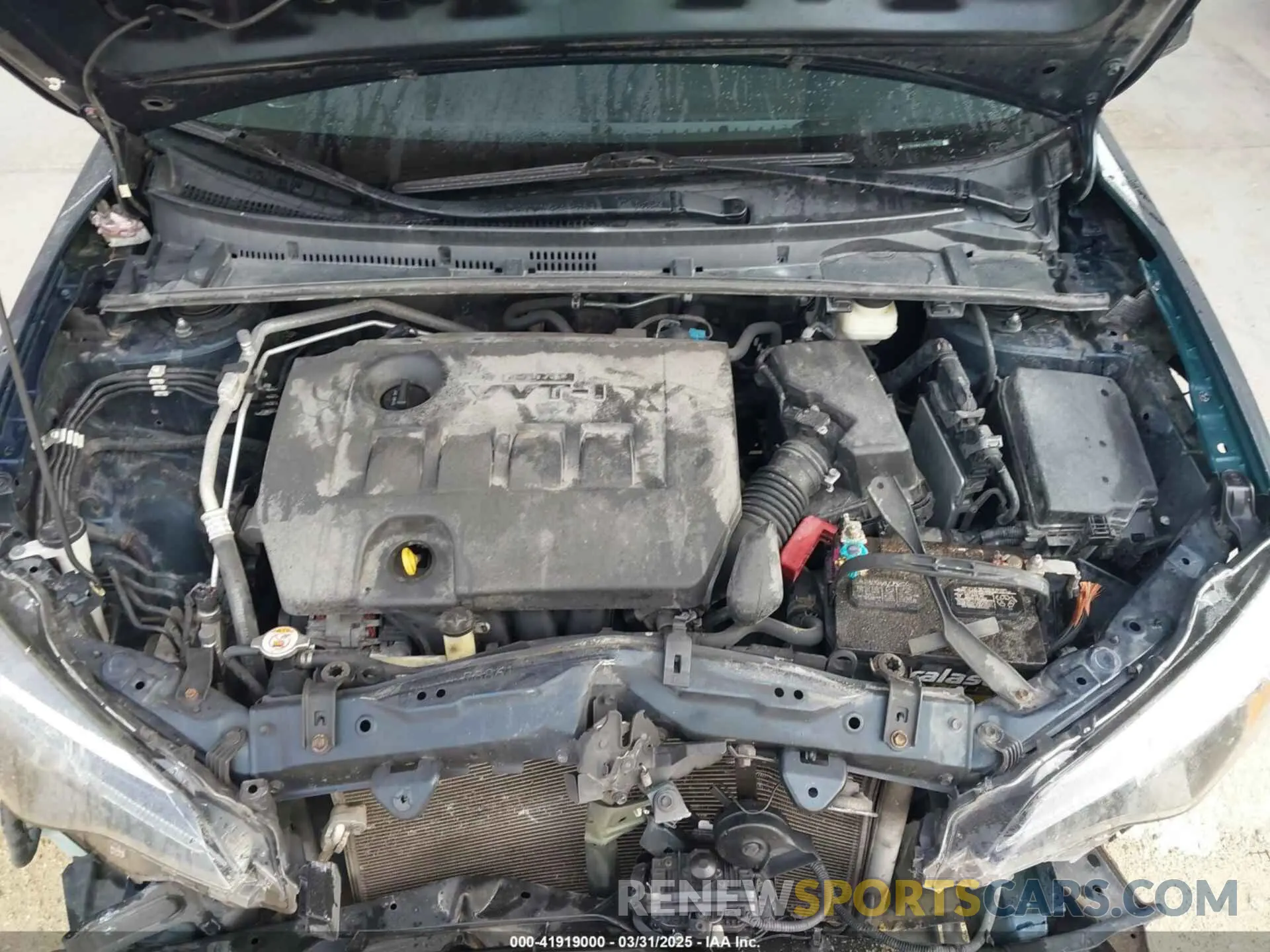 10 Photograph of a damaged car 2T1BURHE5KC150678 TOYOTA COROLLA 2019