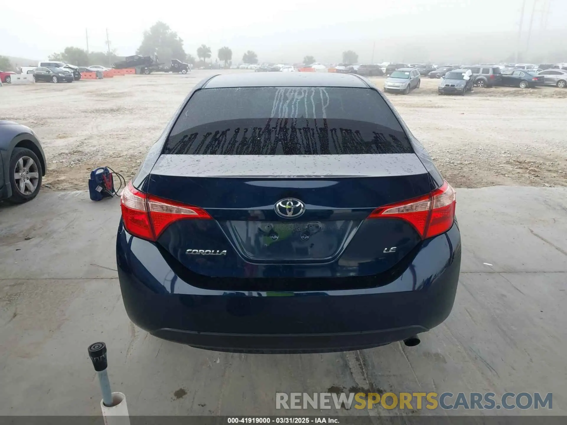 17 Photograph of a damaged car 2T1BURHE5KC150678 TOYOTA COROLLA 2019