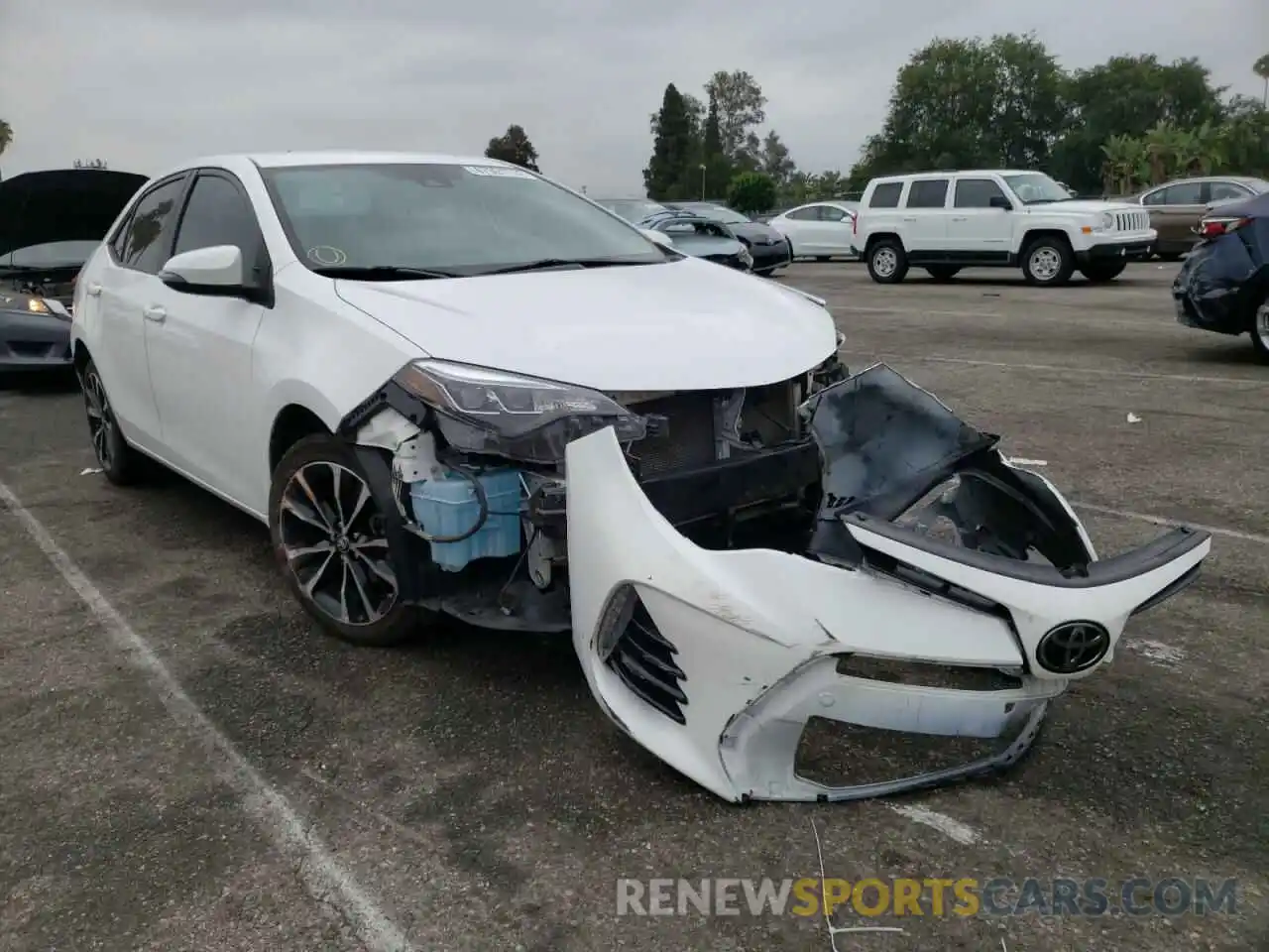 1 Photograph of a damaged car 2T1BURHE5KC152527 TOYOTA COROLLA 2019