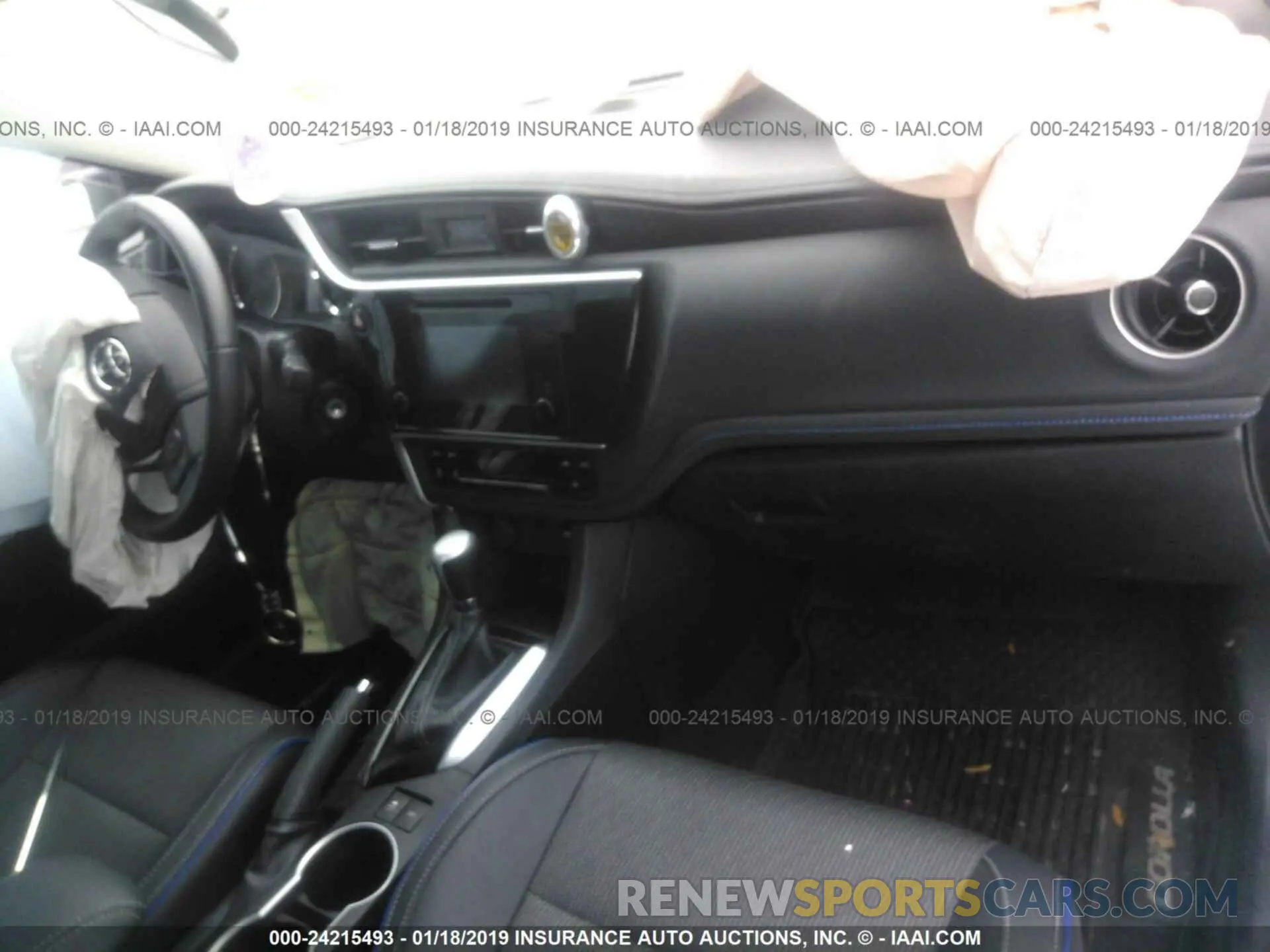 5 Photograph of a damaged car 2T1BURHE5KC155749 TOYOTA COROLLA 2019