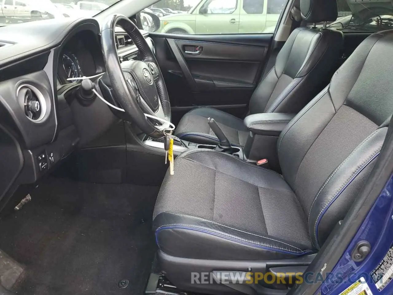 7 Photograph of a damaged car 2T1BURHE5KC157114 TOYOTA COROLLA 2019