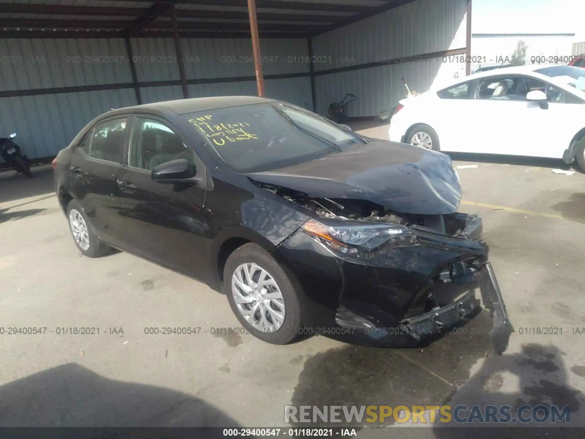 1 Photograph of a damaged car 2T1BURHE5KC159350 TOYOTA COROLLA 2019