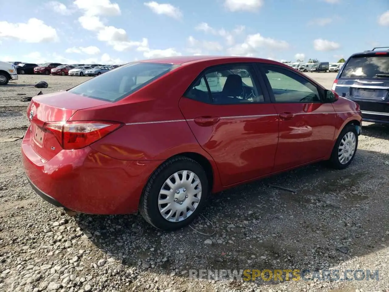 3 Photograph of a damaged car 2T1BURHE5KC180506 TOYOTA COROLLA 2019