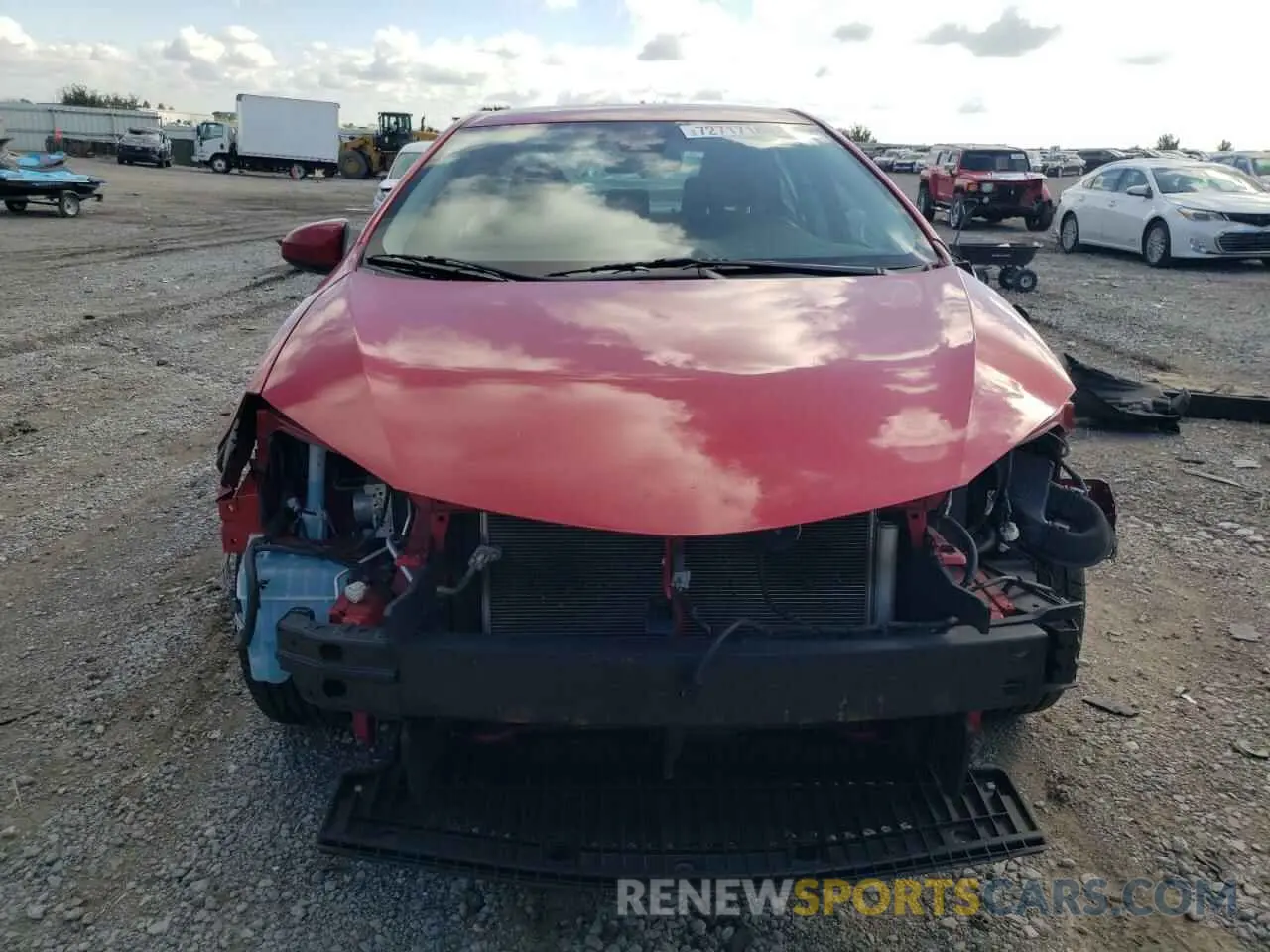5 Photograph of a damaged car 2T1BURHE5KC180506 TOYOTA COROLLA 2019
