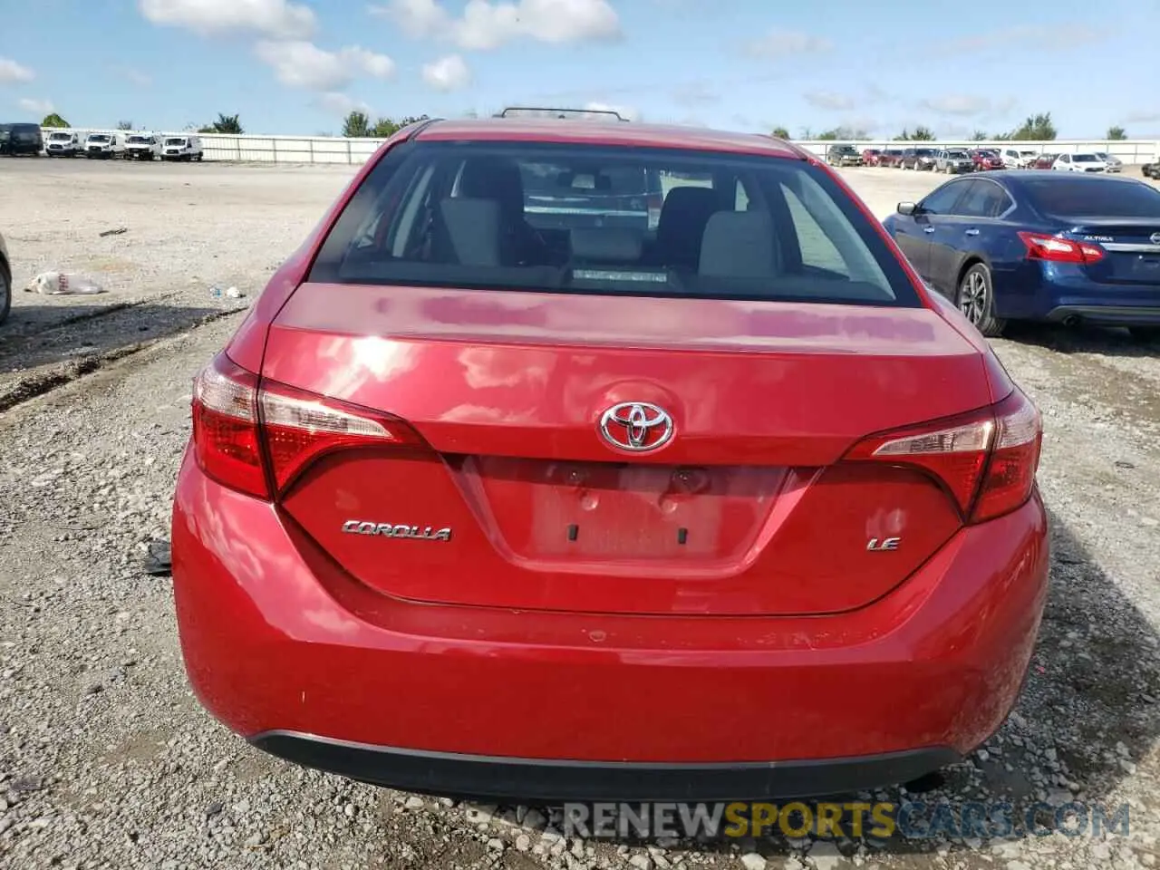 6 Photograph of a damaged car 2T1BURHE5KC180506 TOYOTA COROLLA 2019