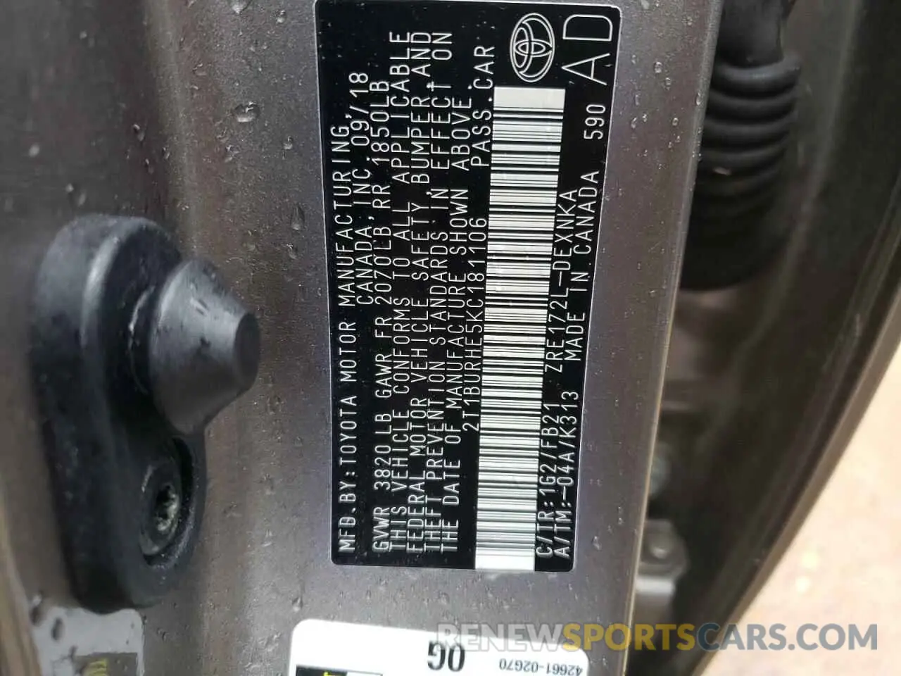 12 Photograph of a damaged car 2T1BURHE5KC181106 TOYOTA COROLLA 2019