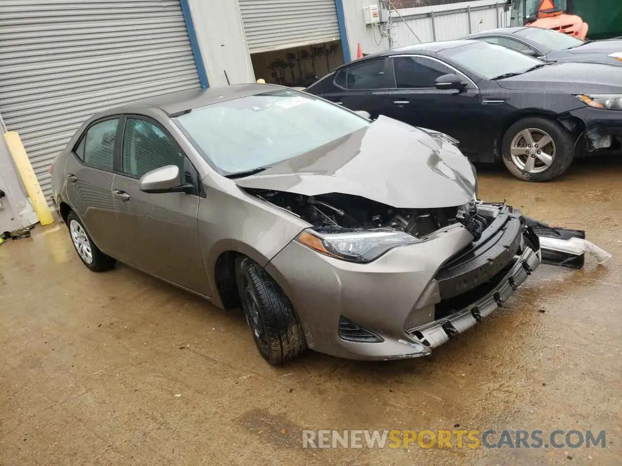 4 Photograph of a damaged car 2T1BURHE5KC181106 TOYOTA COROLLA 2019