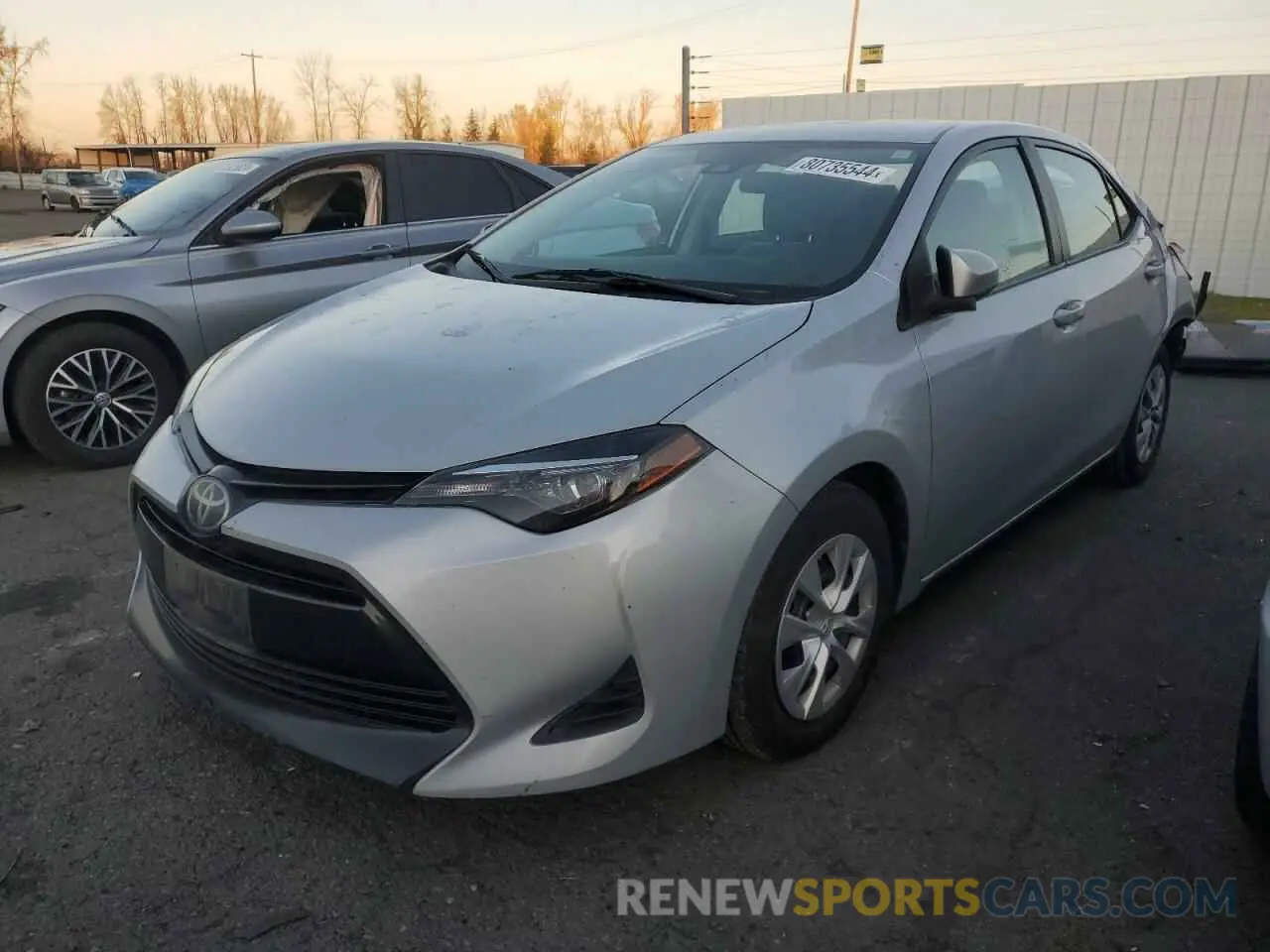1 Photograph of a damaged car 2T1BURHE5KC183874 TOYOTA COROLLA 2019
