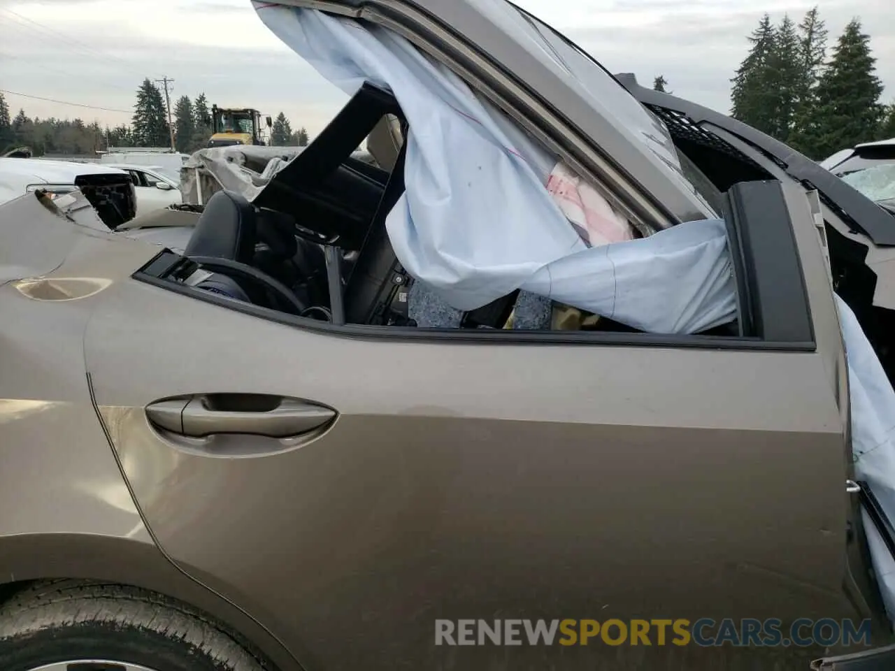 11 Photograph of a damaged car 2T1BURHE5KC184667 TOYOTA COROLLA 2019
