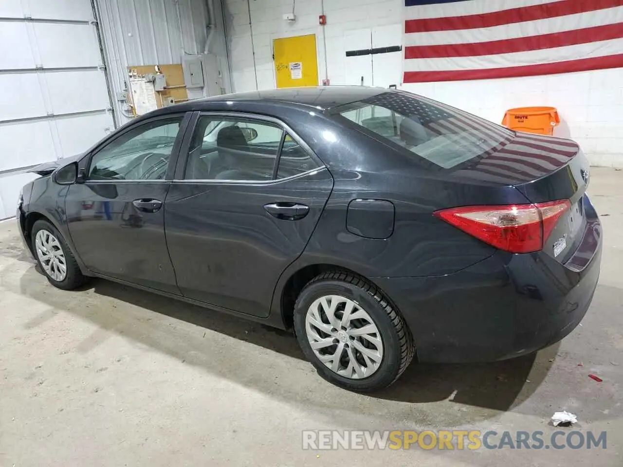 2 Photograph of a damaged car 2T1BURHE5KC185821 TOYOTA COROLLA 2019