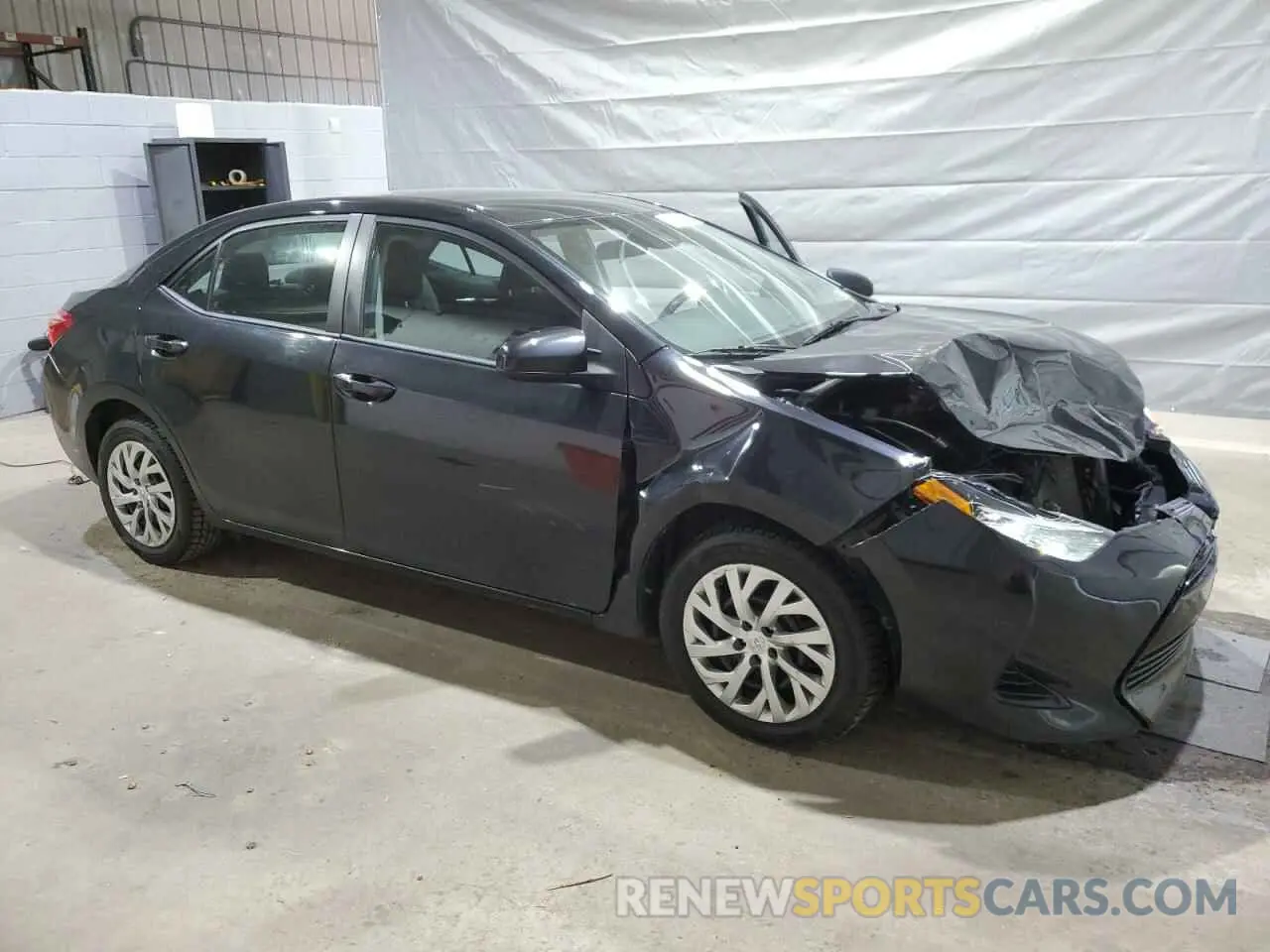 4 Photograph of a damaged car 2T1BURHE5KC185821 TOYOTA COROLLA 2019