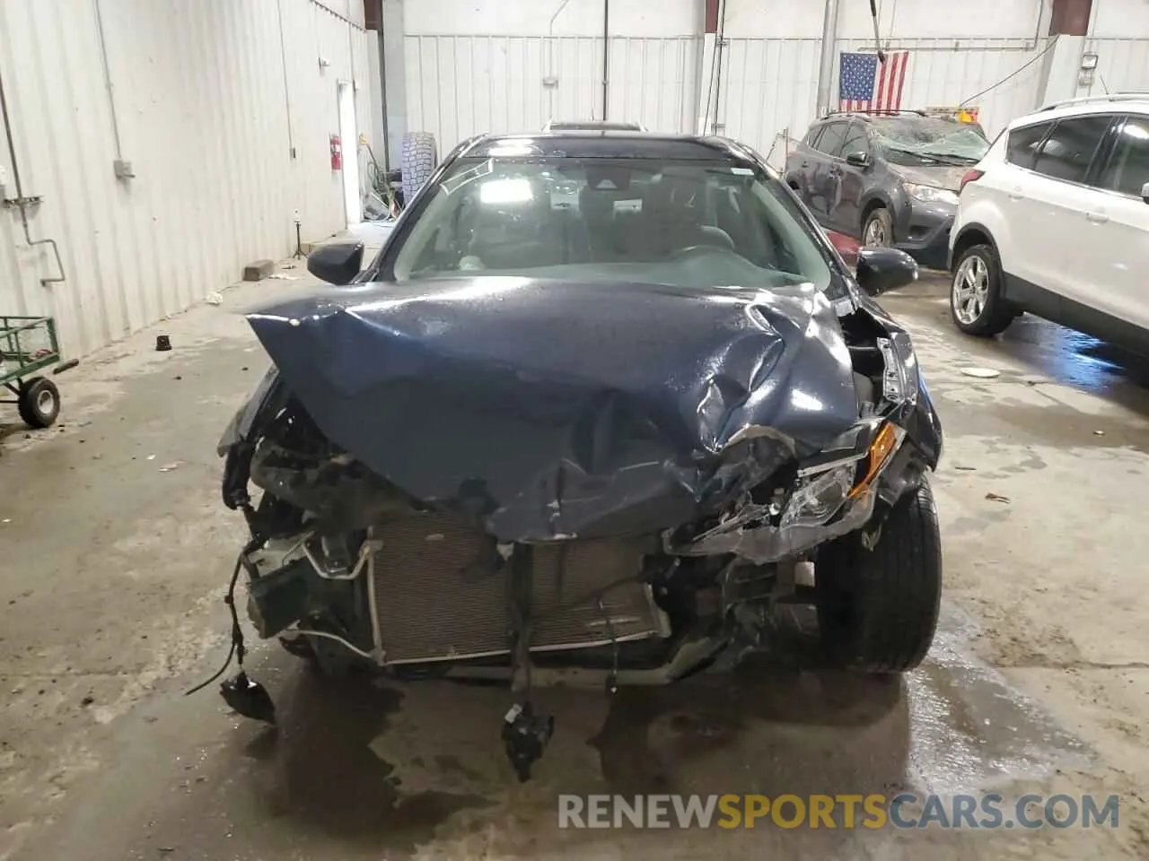 5 Photograph of a damaged car 2T1BURHE5KC186984 TOYOTA COROLLA 2019