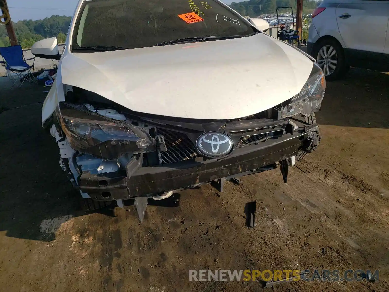 9 Photograph of a damaged car 2T1BURHE5KC189111 TOYOTA COROLLA 2019