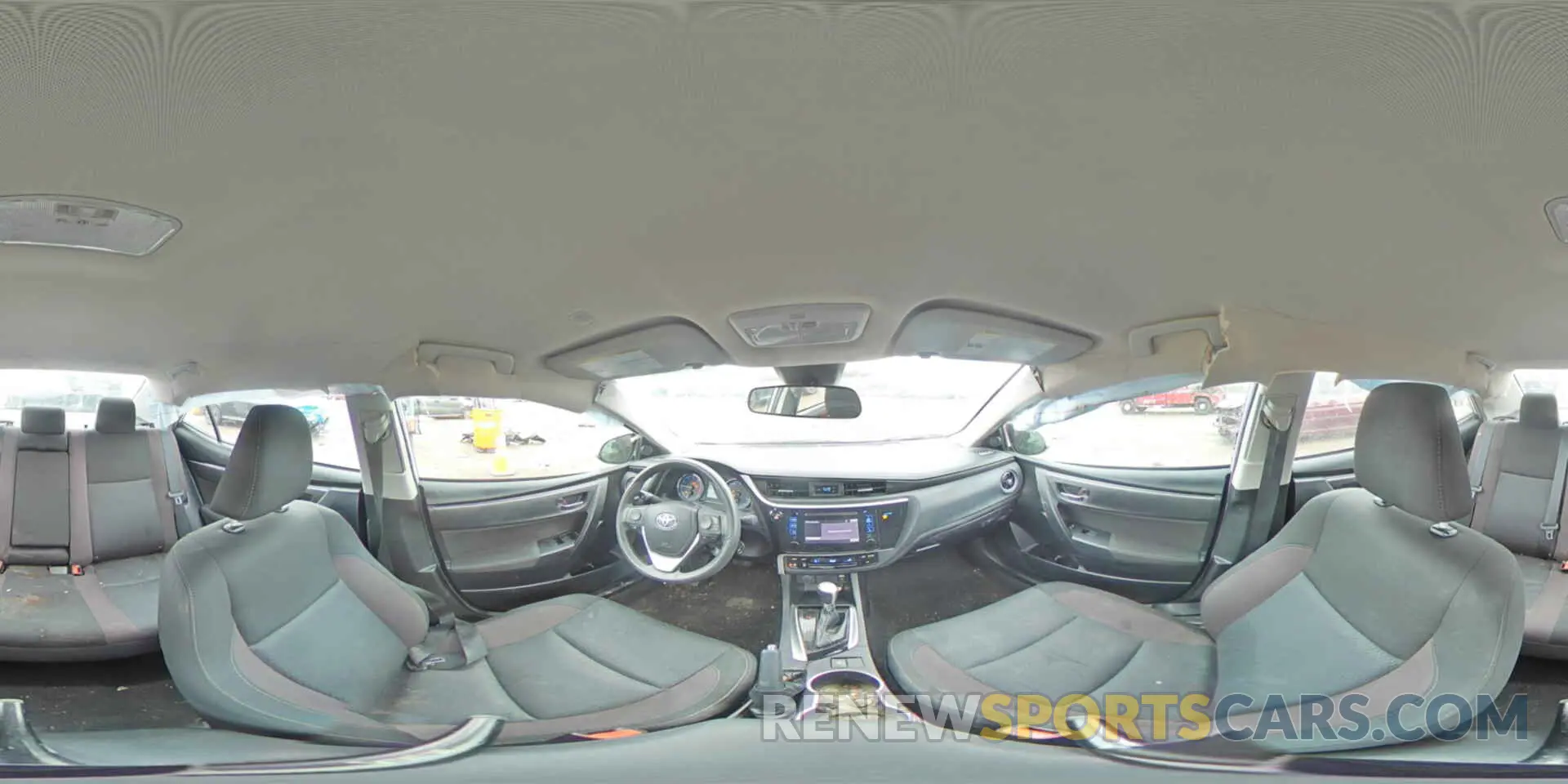 12 Photograph of a damaged car 2T1BURHE5KC192820 TOYOTA COROLLA 2019