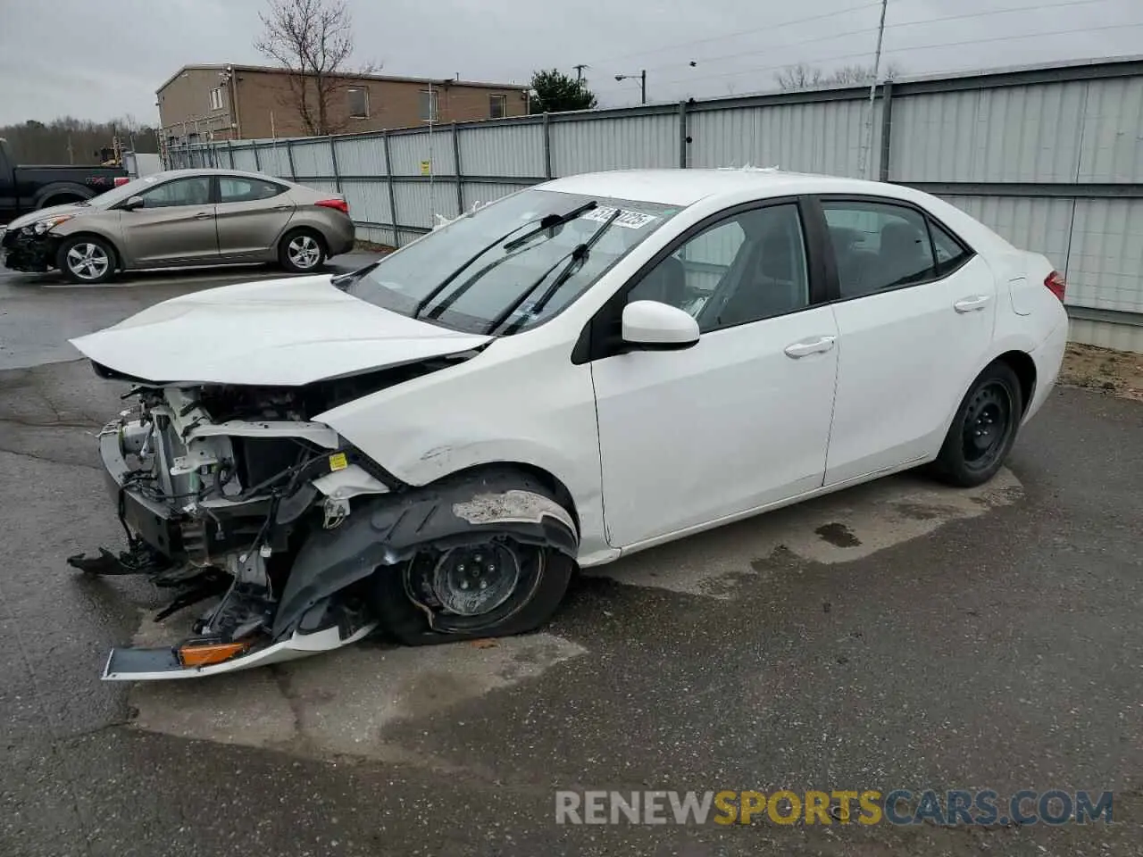 1 Photograph of a damaged car 2T1BURHE5KC192994 TOYOTA COROLLA 2019