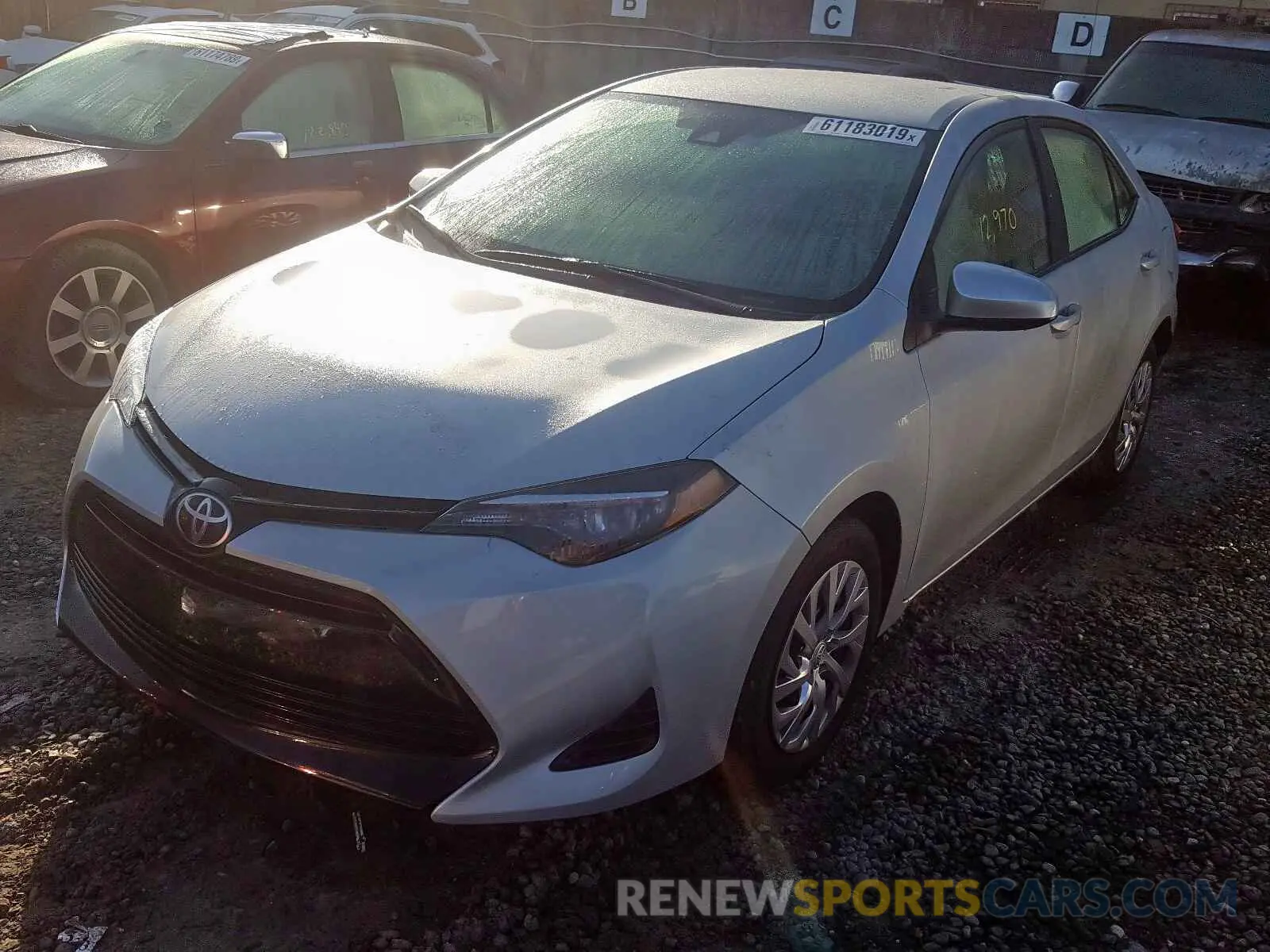 2 Photograph of a damaged car 2T1BURHE5KC203475 TOYOTA COROLLA 2019