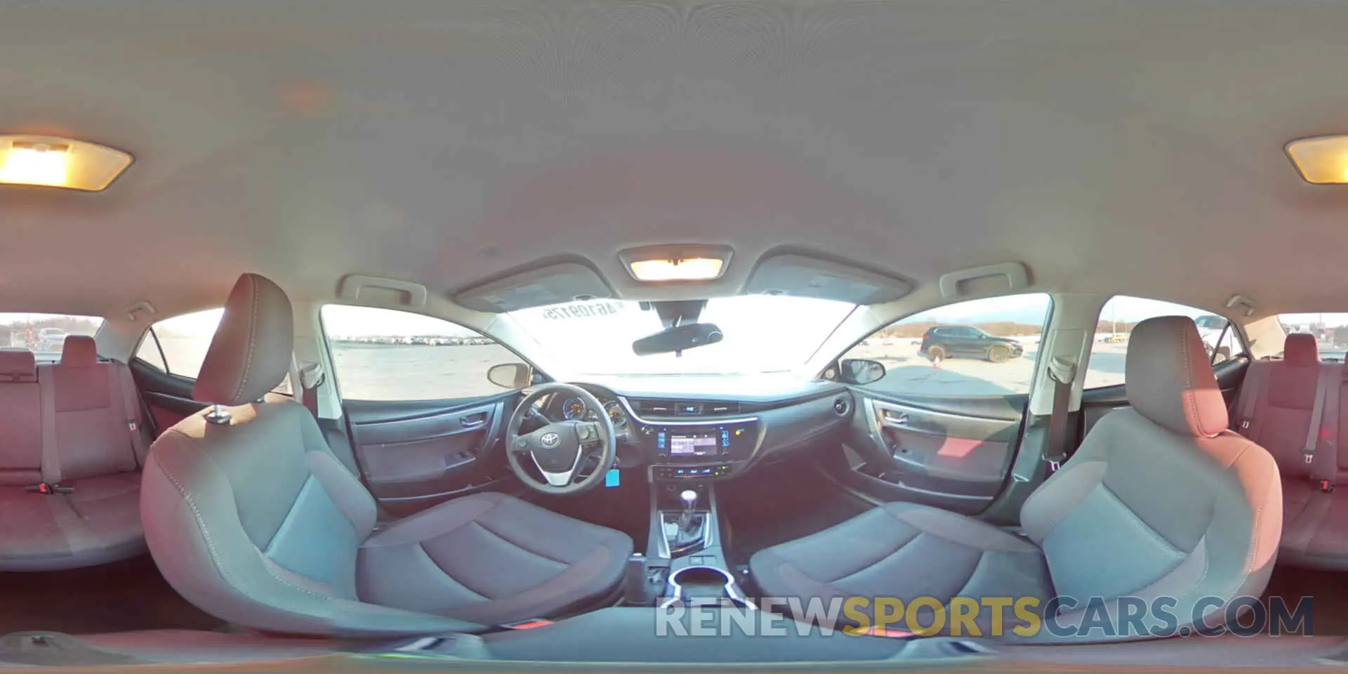 13 Photograph of a damaged car 2T1BURHE5KC208756 TOYOTA COROLLA 2019